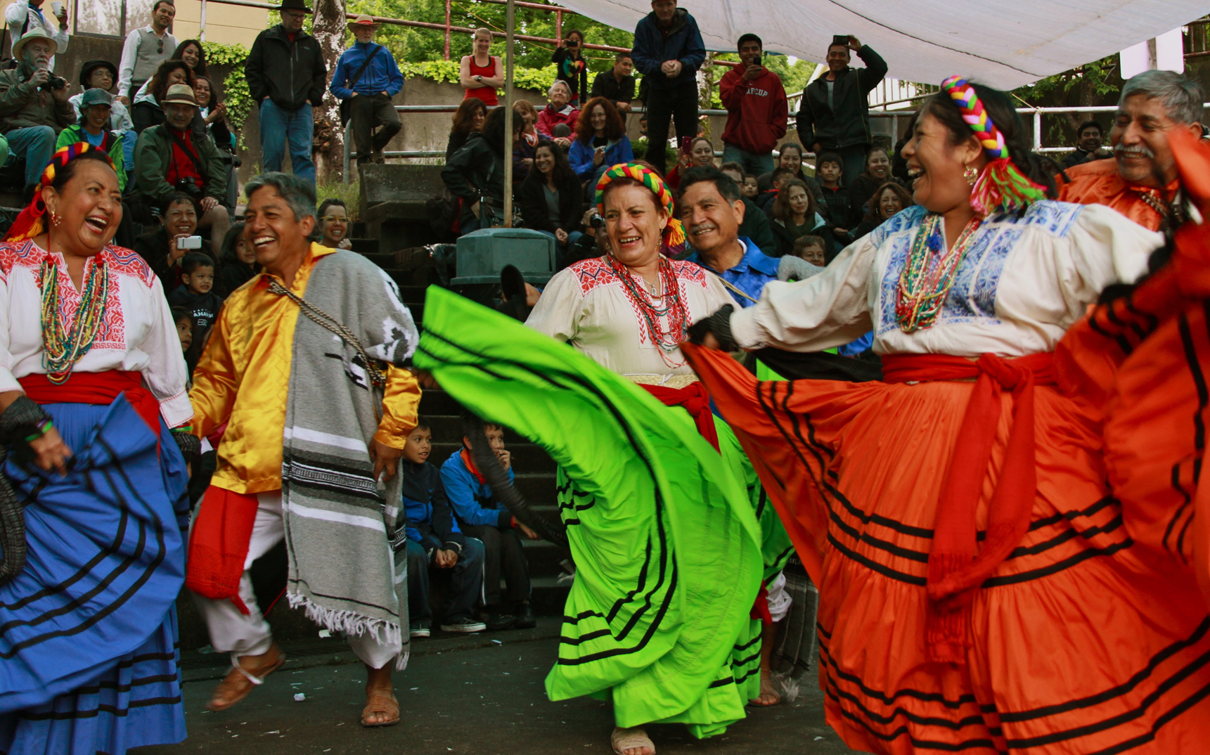 Celebran 'La Guelaguetza'