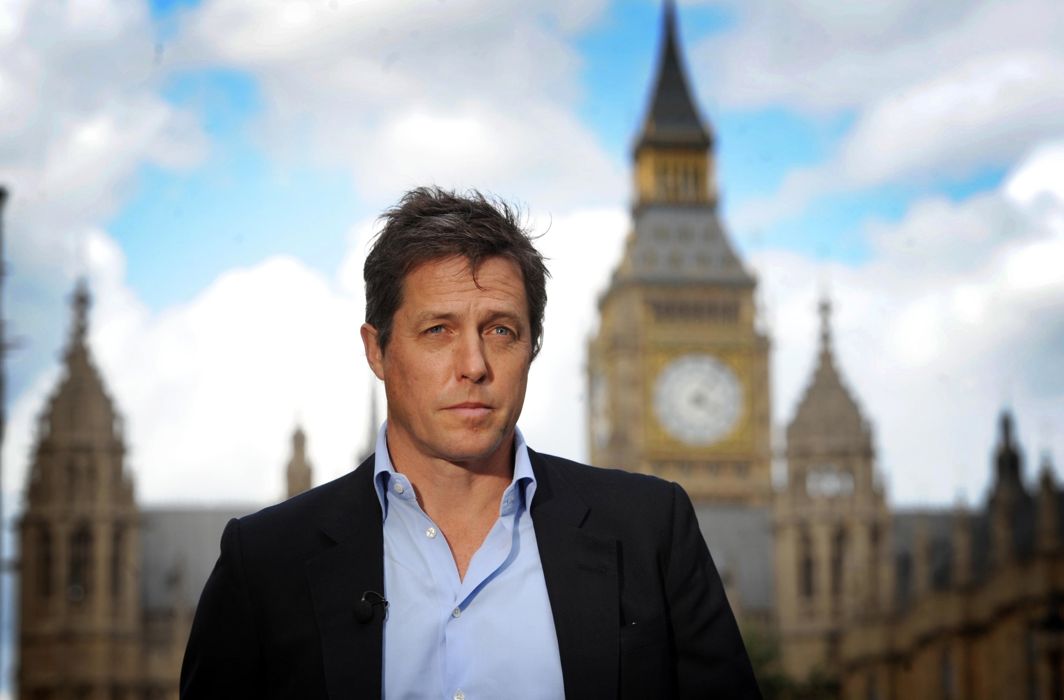 Hugh Grant apoyar&aacute; investigaci&oacute;n a News of the World
