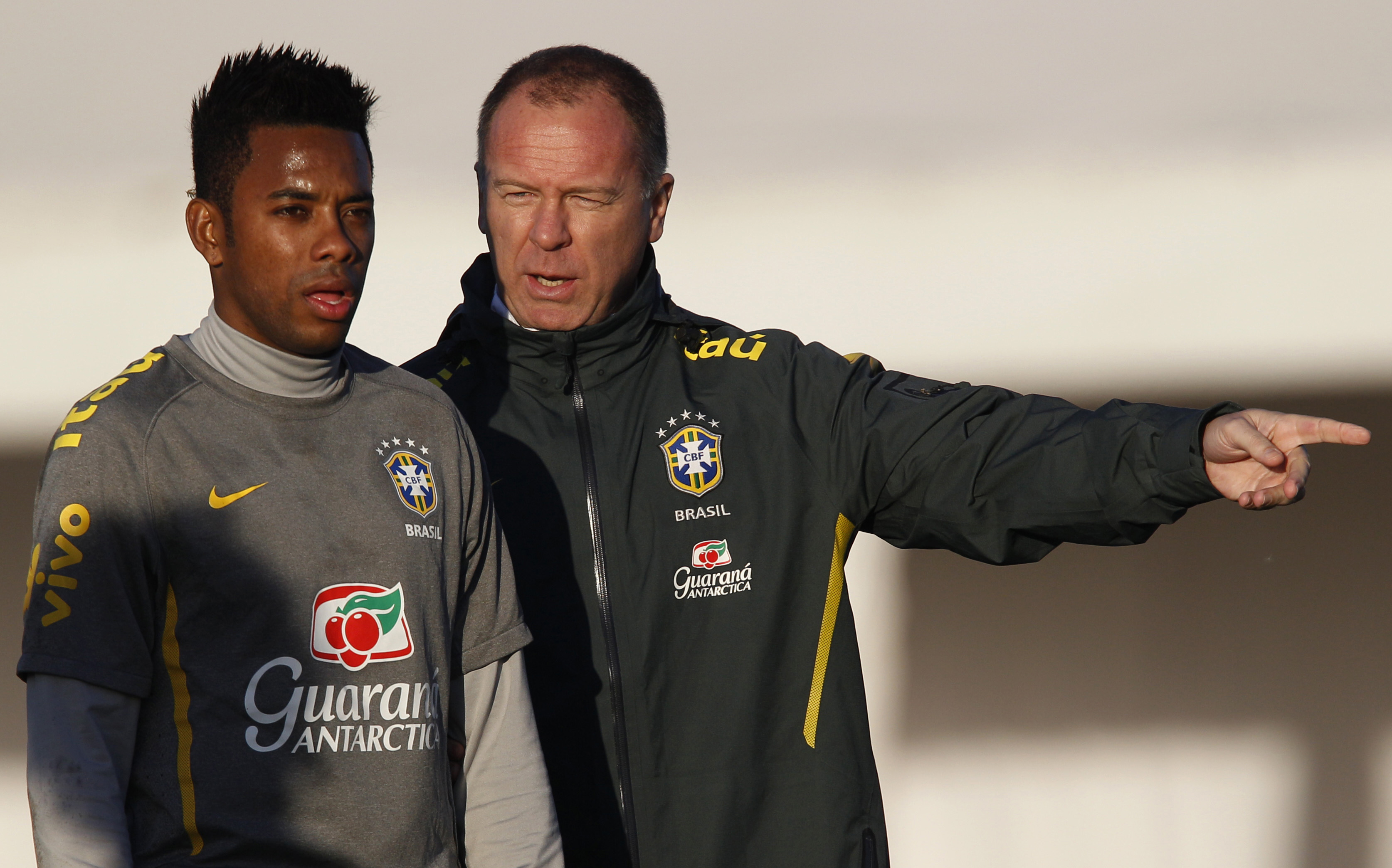 Cambios en el plantel de Brasil