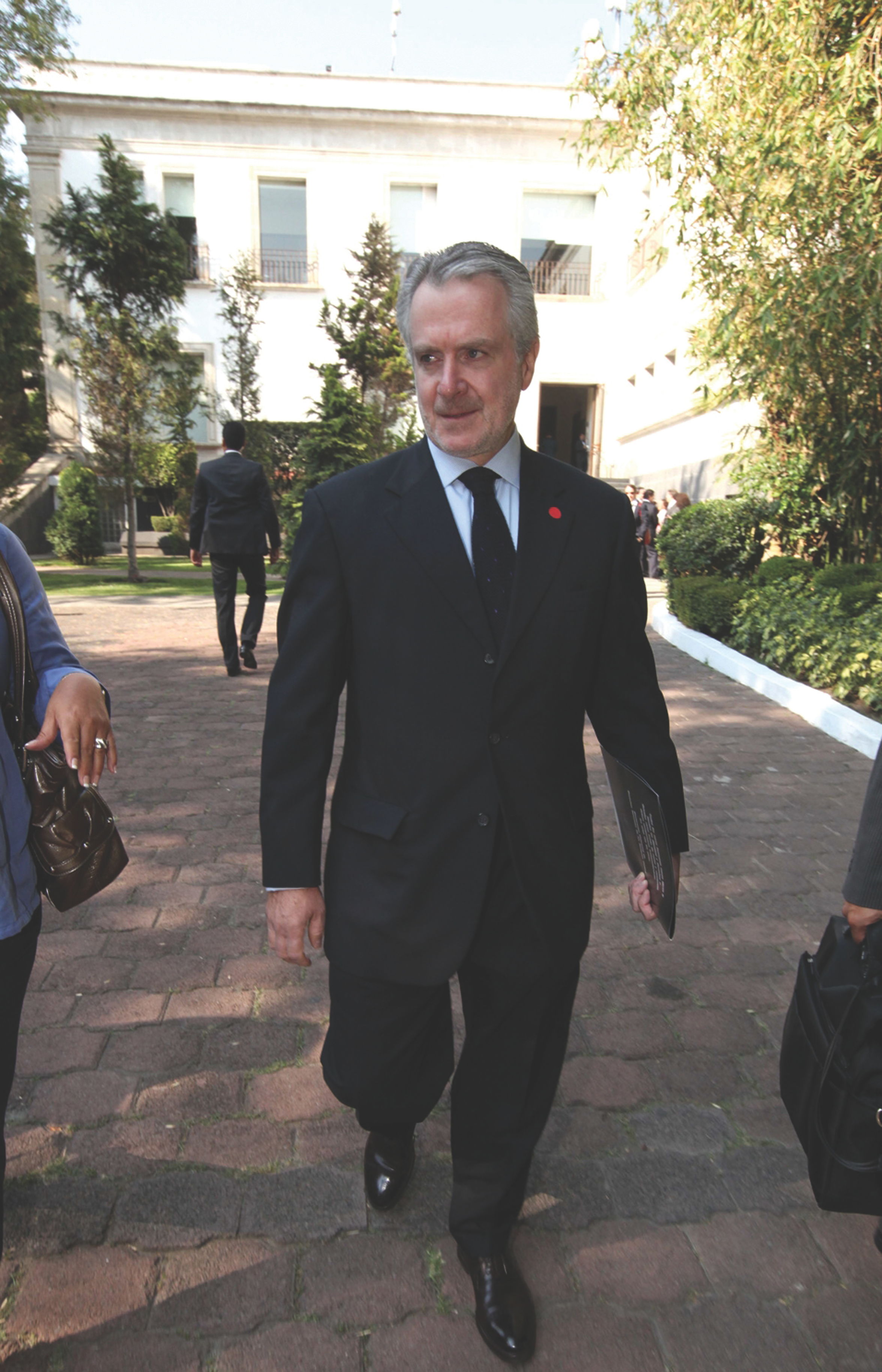 Quiero el voto  de Calder&oacute;n.- Creel