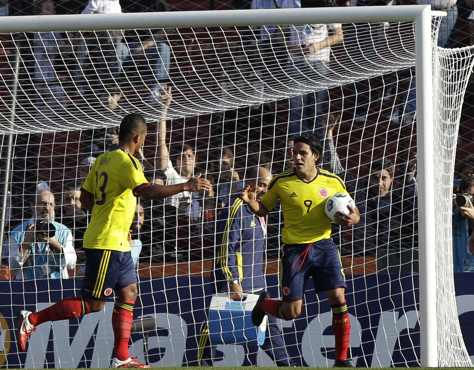 El que pierde v&aacute; a casa