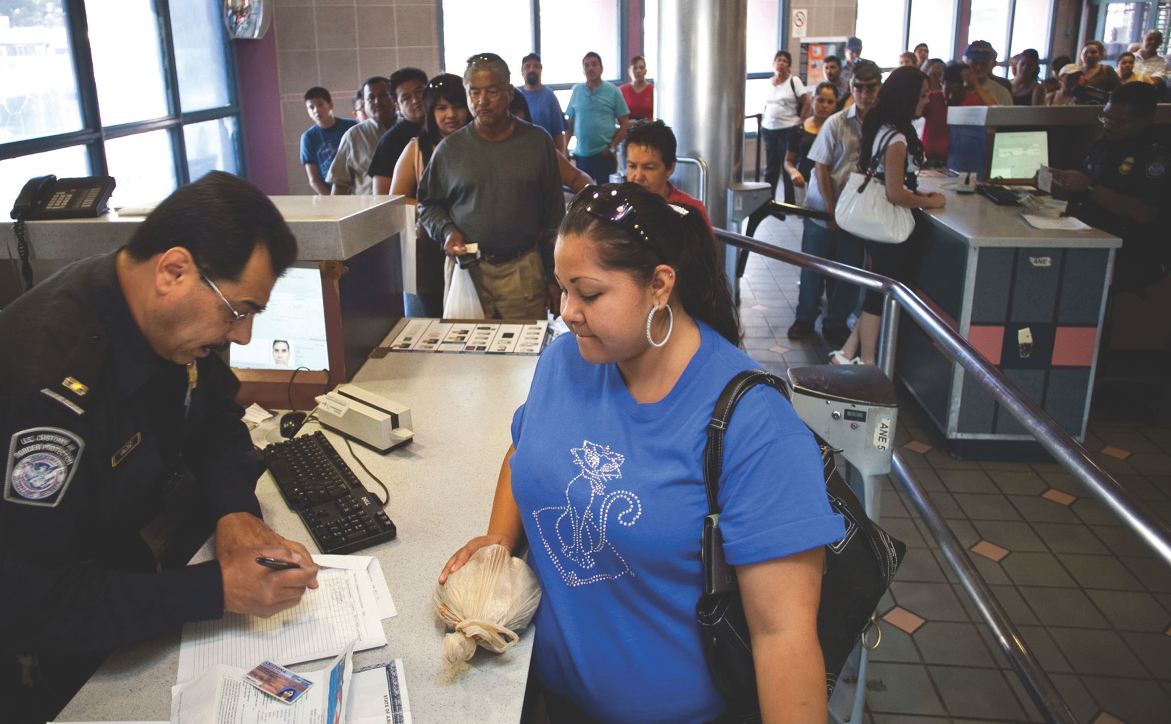 Comit&eacute; legislativo busca eliminar loter&iacute;a de visas