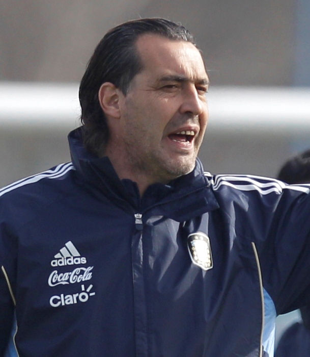 Cay&oacute; Batista, T&eacute;cnico de Argentina.