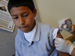 &iquest;Necesitan los ni&ntilde;os vacunarse?