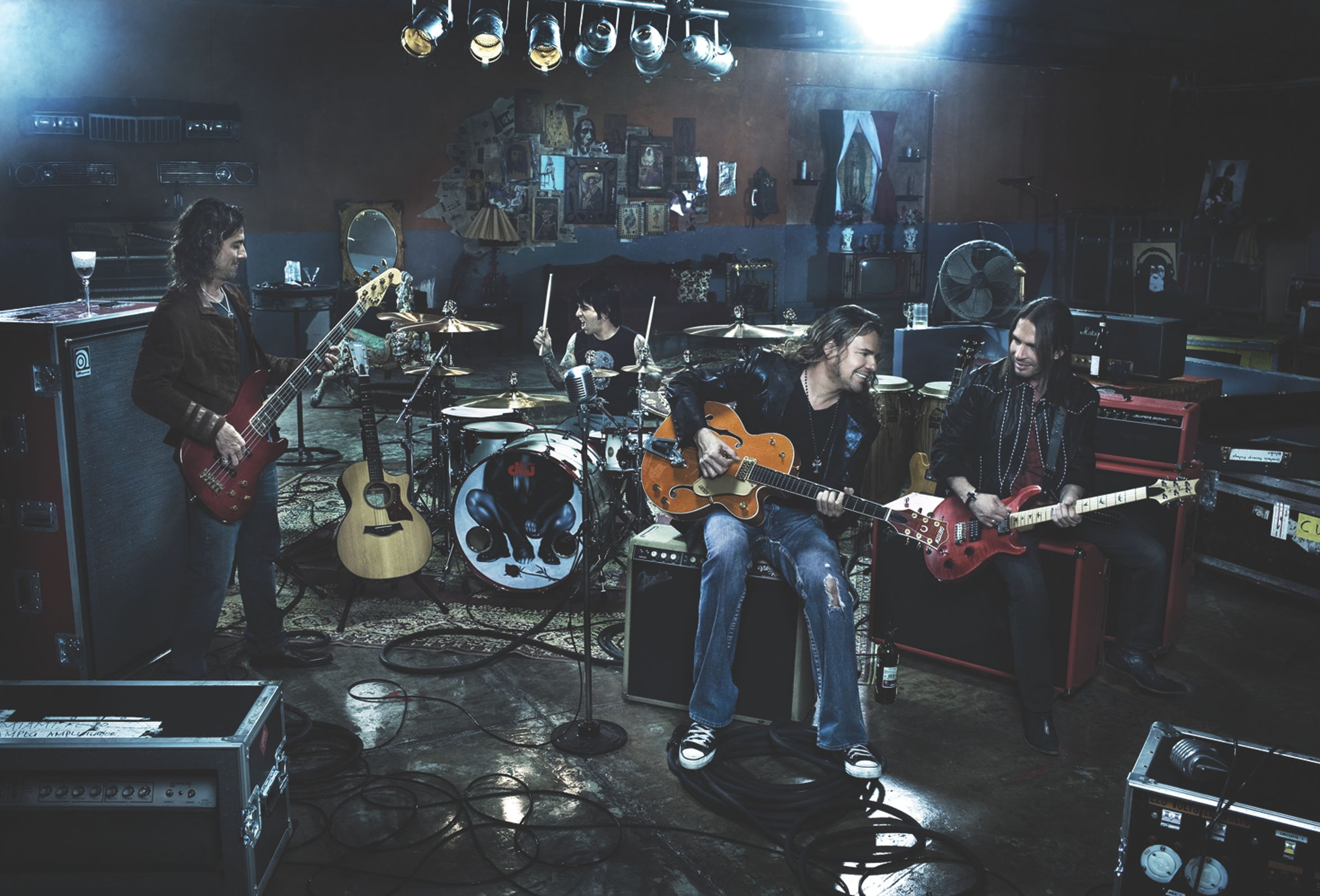 Iguala Man&aacute; r&eacute;cord de Britney