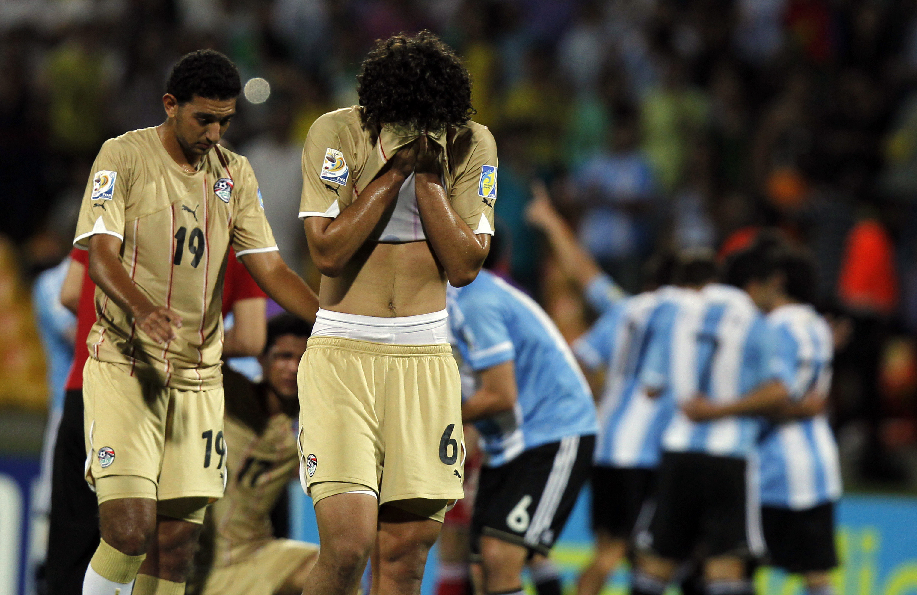 Argentina juega mal pero gana