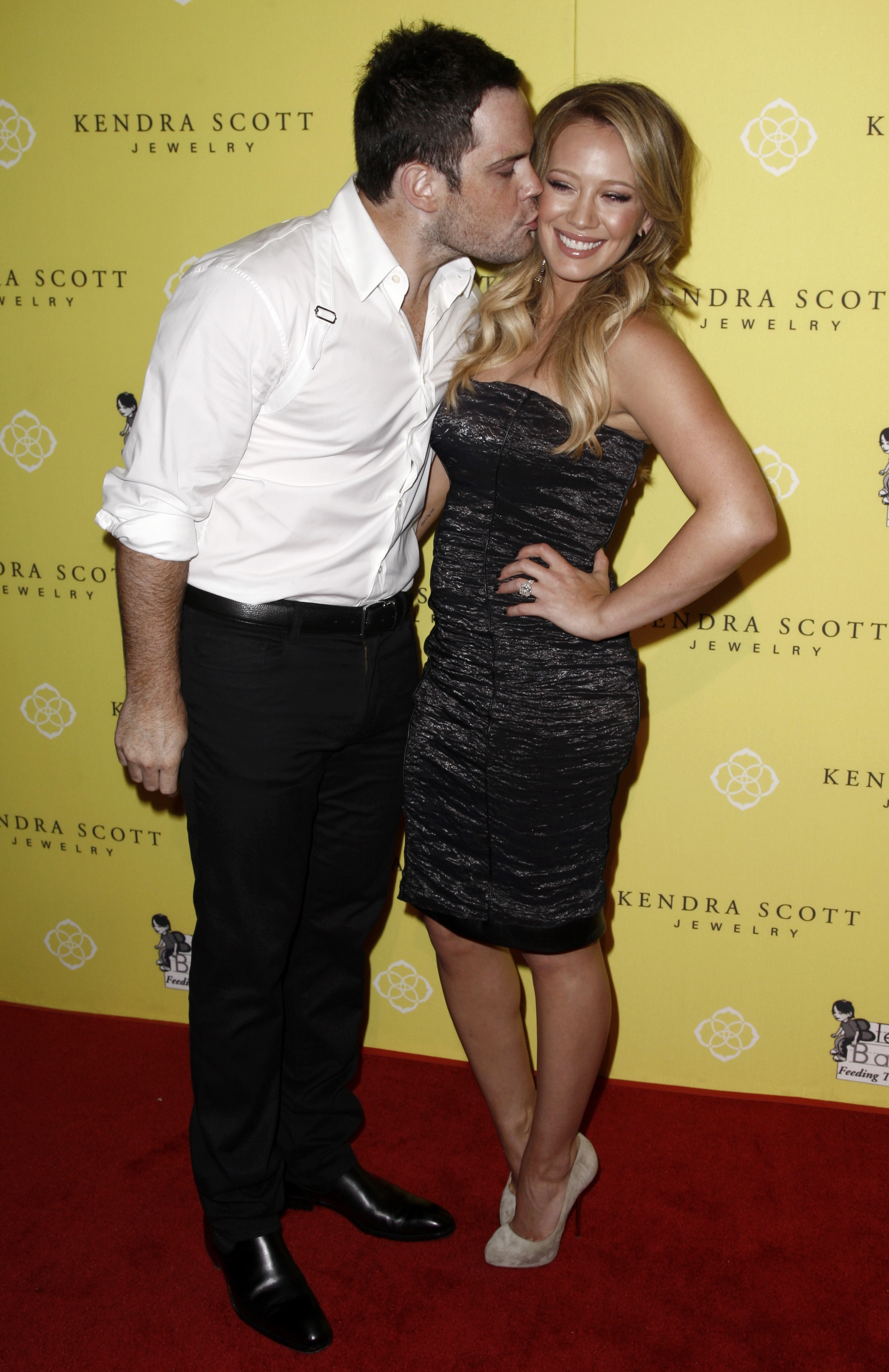 Hilary Duff espera su primer hijo