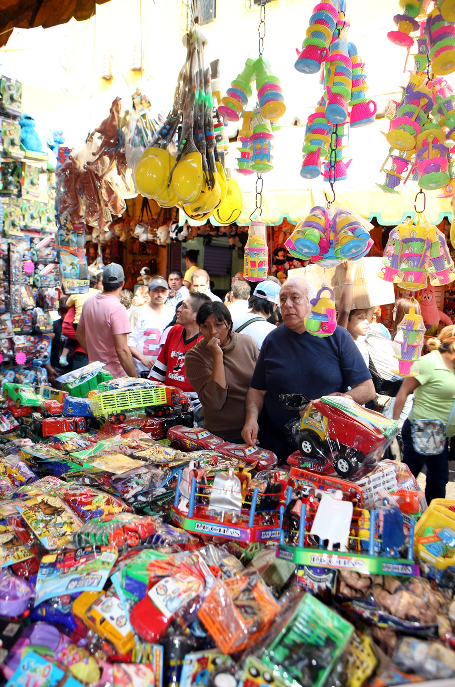 M&eacute;xico anuncia incentivo comercial para inmigrantes