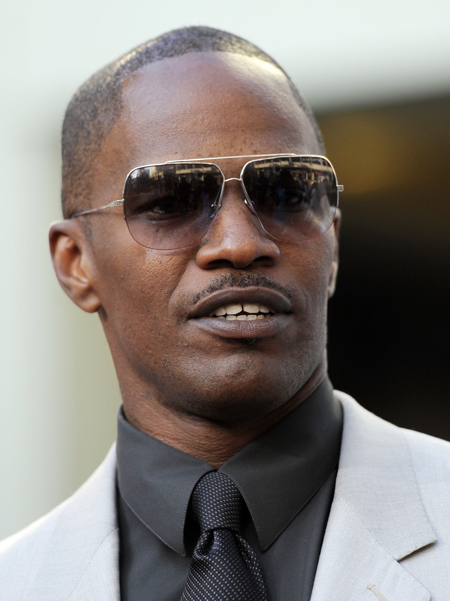 Jamie Foxx presentar&aacute; concierto en honor de Michael Jackson