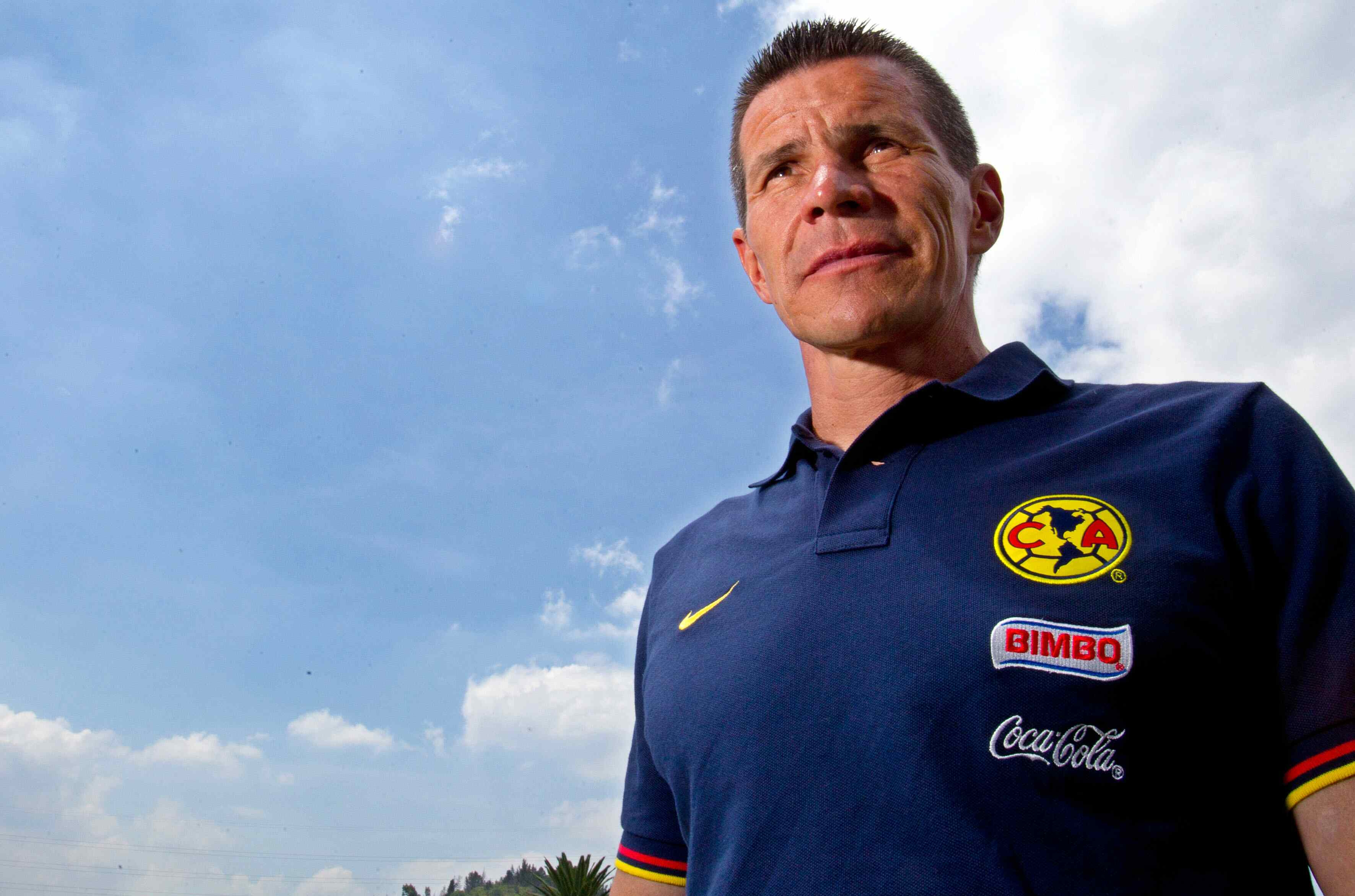 Un clavo, saca a otro clavo