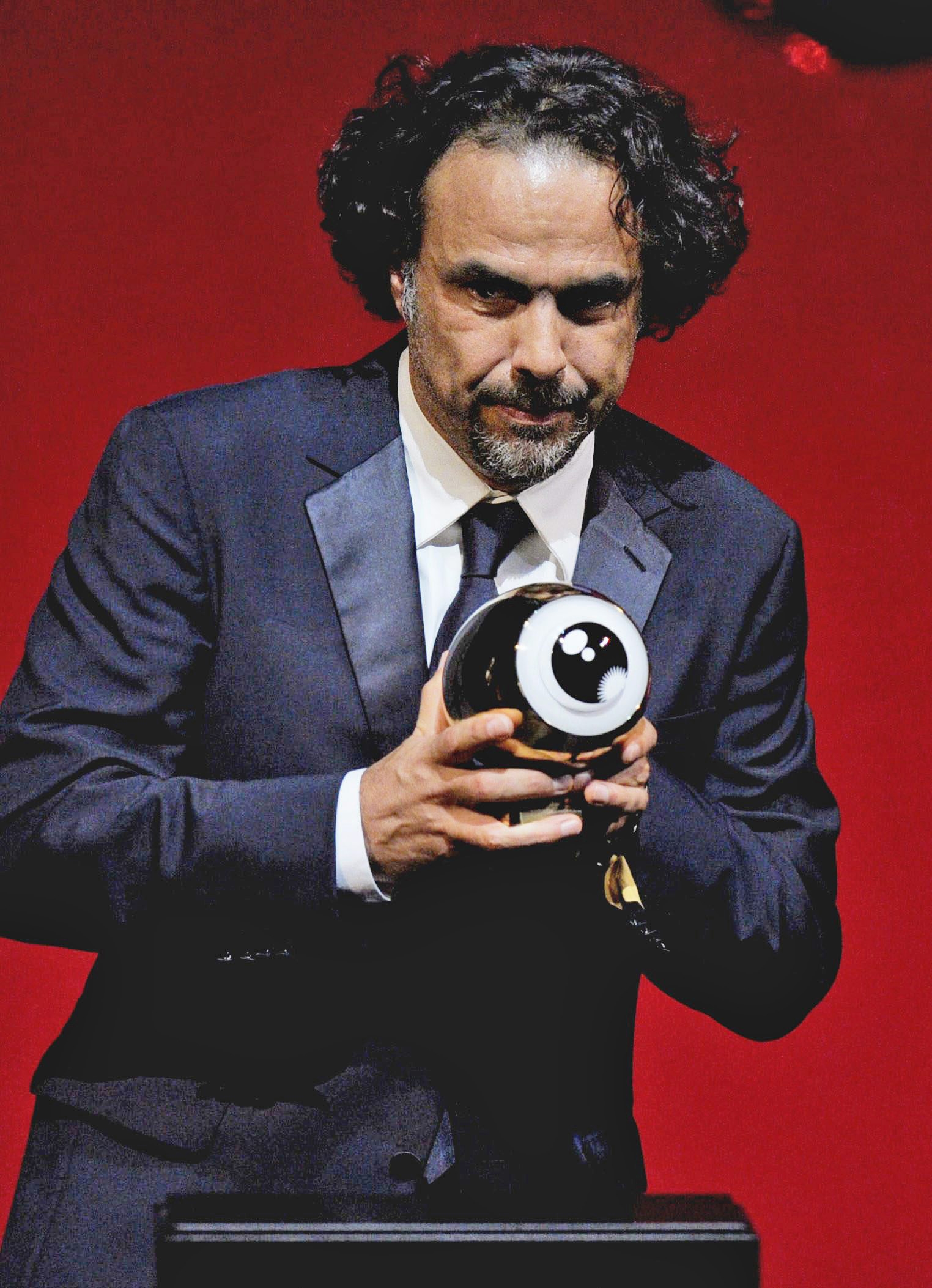 I&ntilde;&aacute;rritu recibe premio en el Festival de Cine de Z&uacute;rich