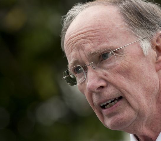 Alabama pierde mano de obra