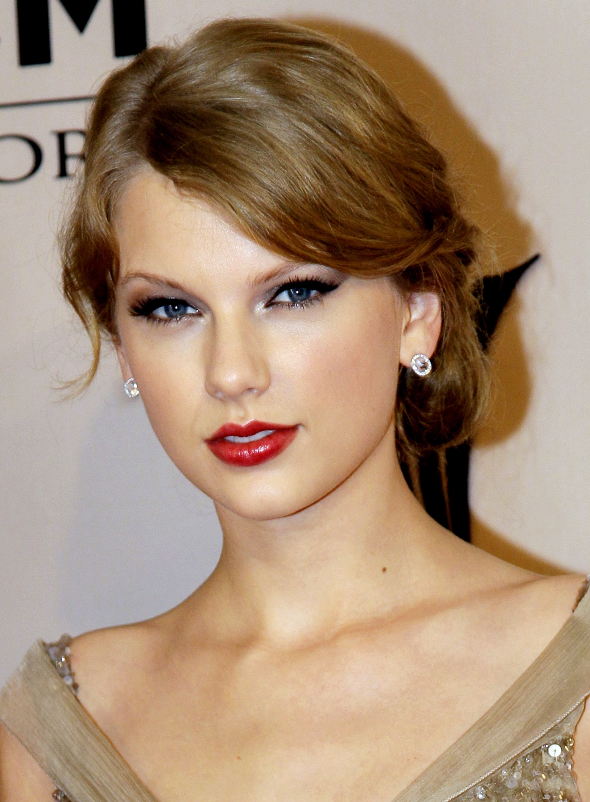 Billboard: Taylor Swift es la Mujer del Año