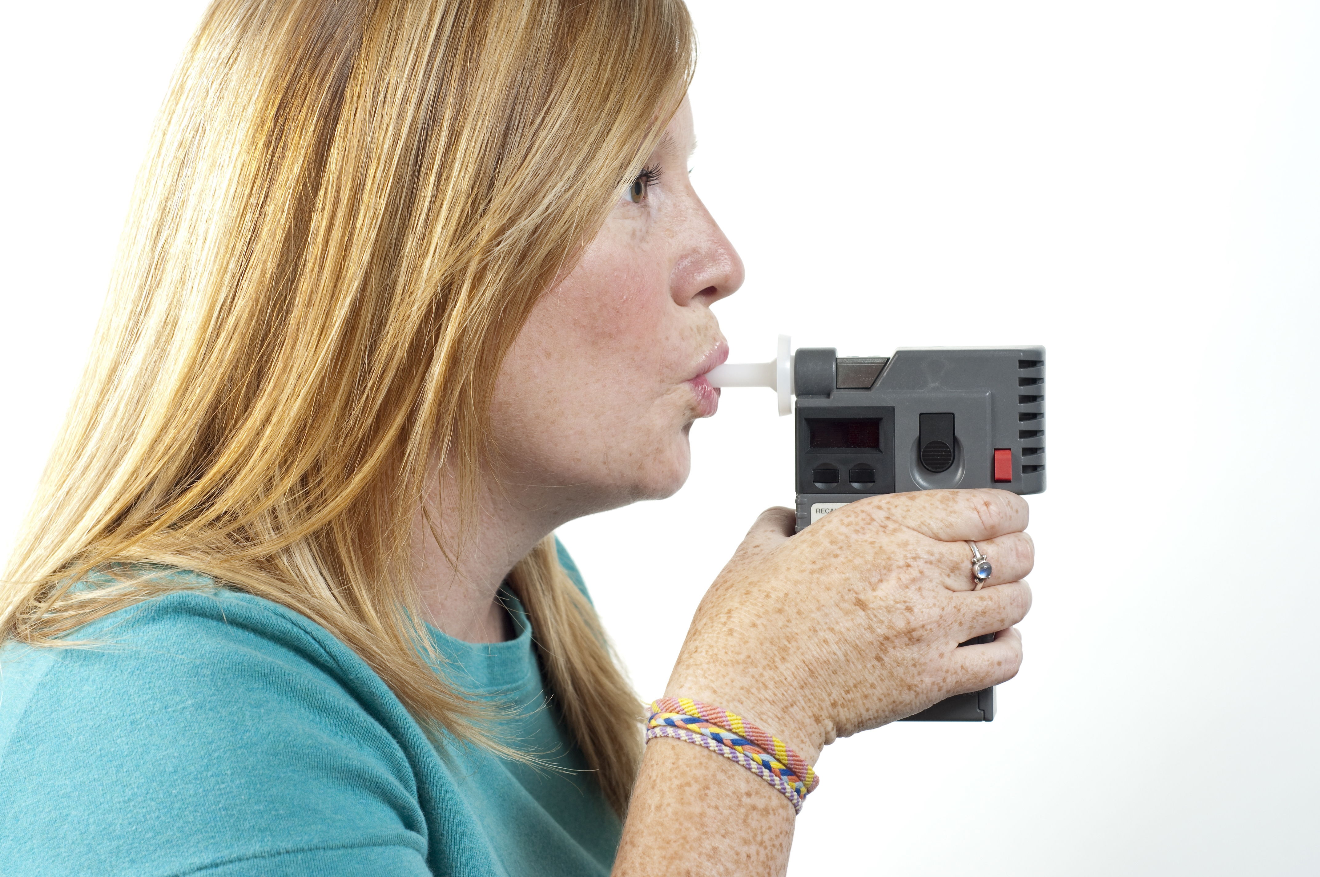 A soplarle al  “ignition interlock”