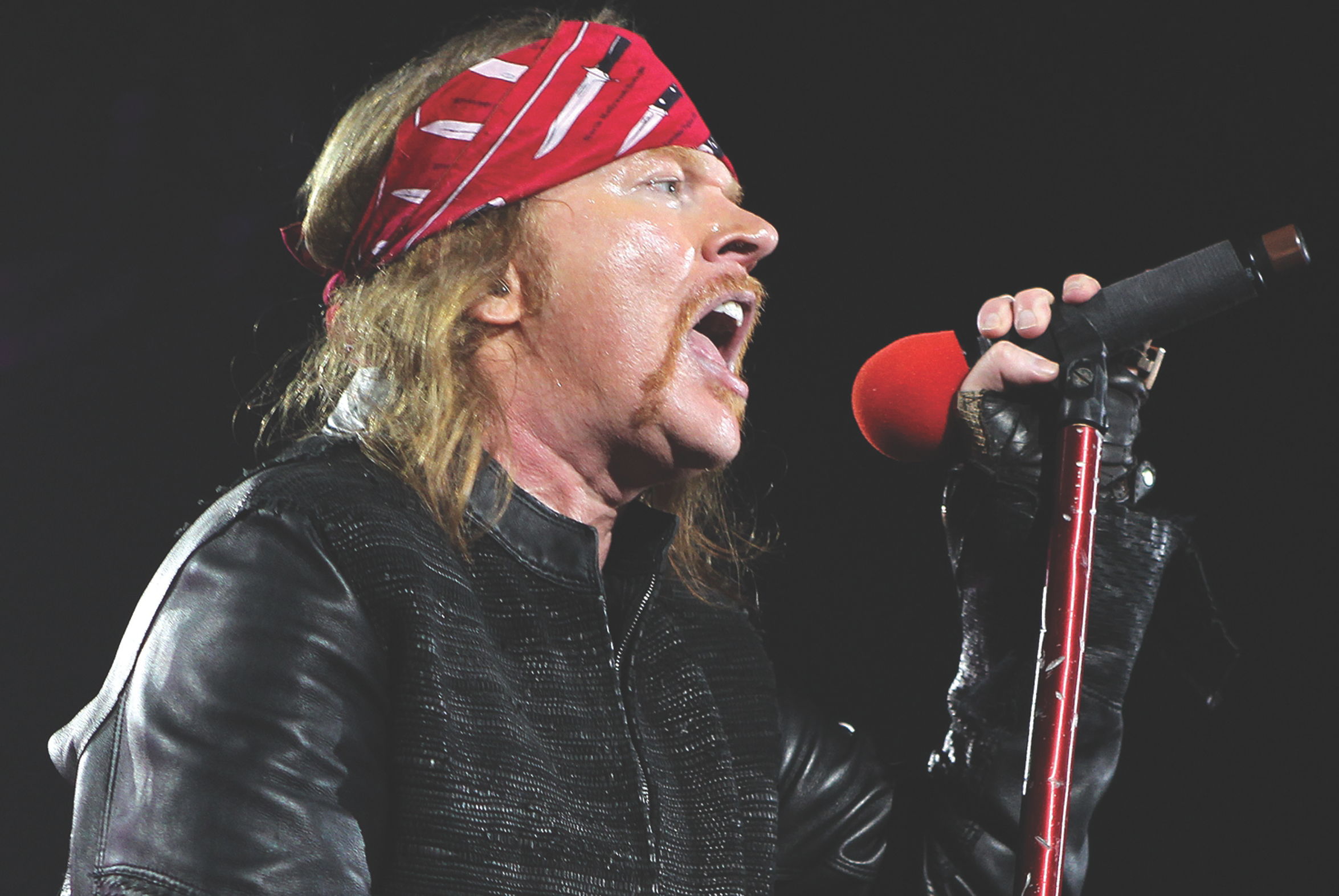 Pone Guns nuevo  &aacute;lbum como  prioridad