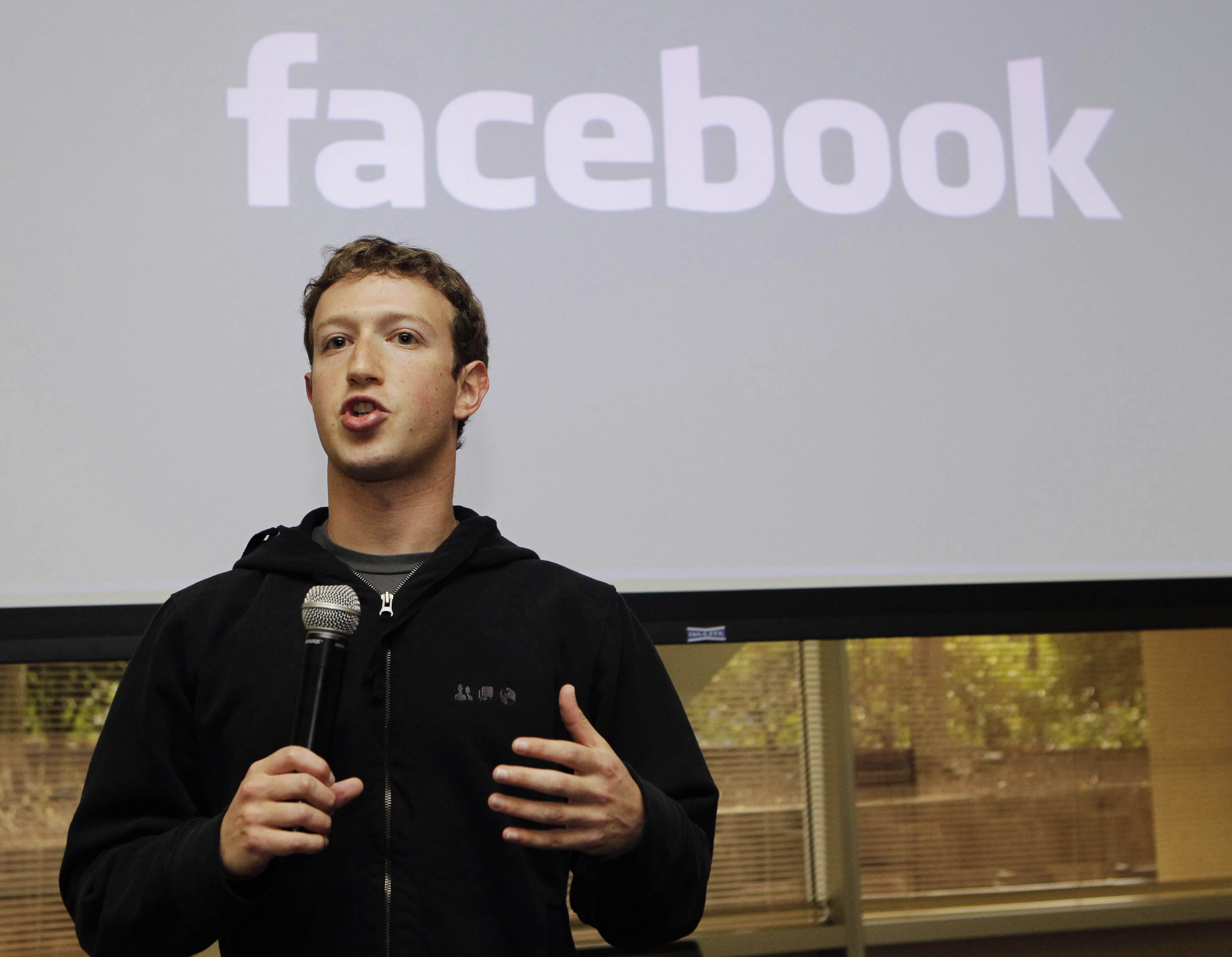 Facebook lanzará oferta pública; busca recaudar 5.000 millones
