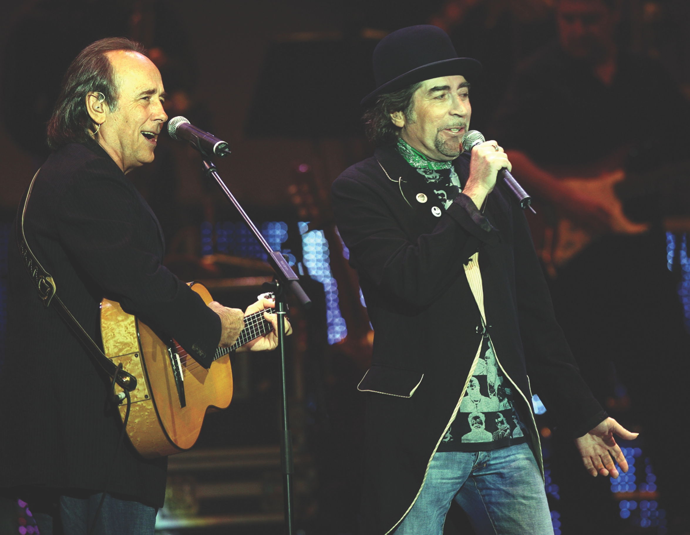 Se resisten Serrat  y Sabina a las redes