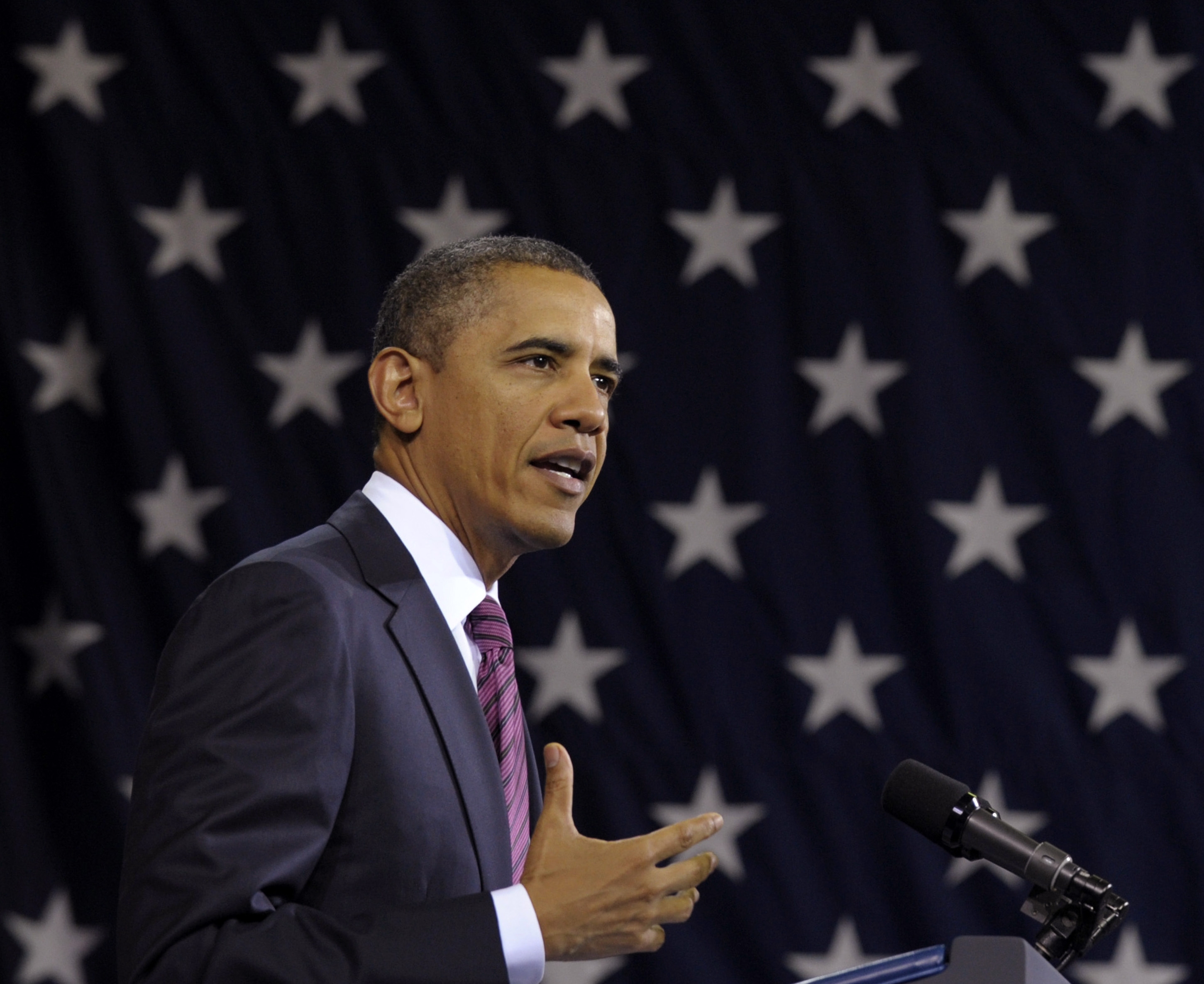 Arrestan a hombre por amenazar a Obama