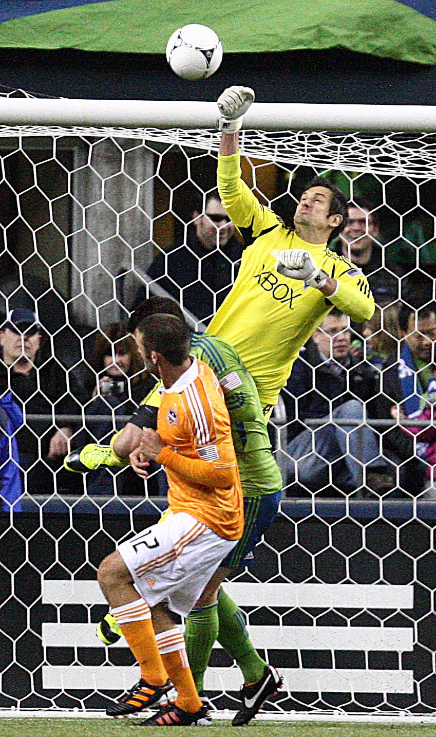 Sounders resolvi&oacute; temprano