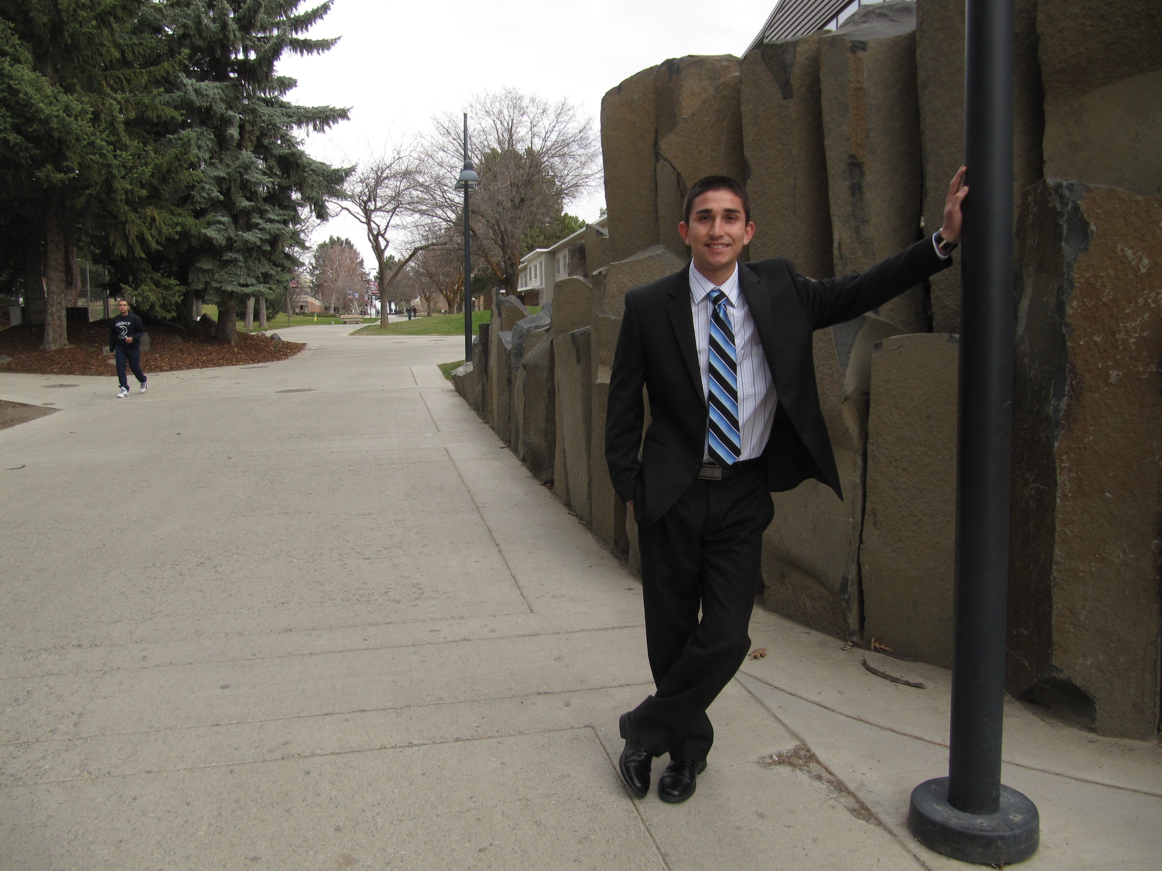 Hispano busca llegar a Legislatura de Washington