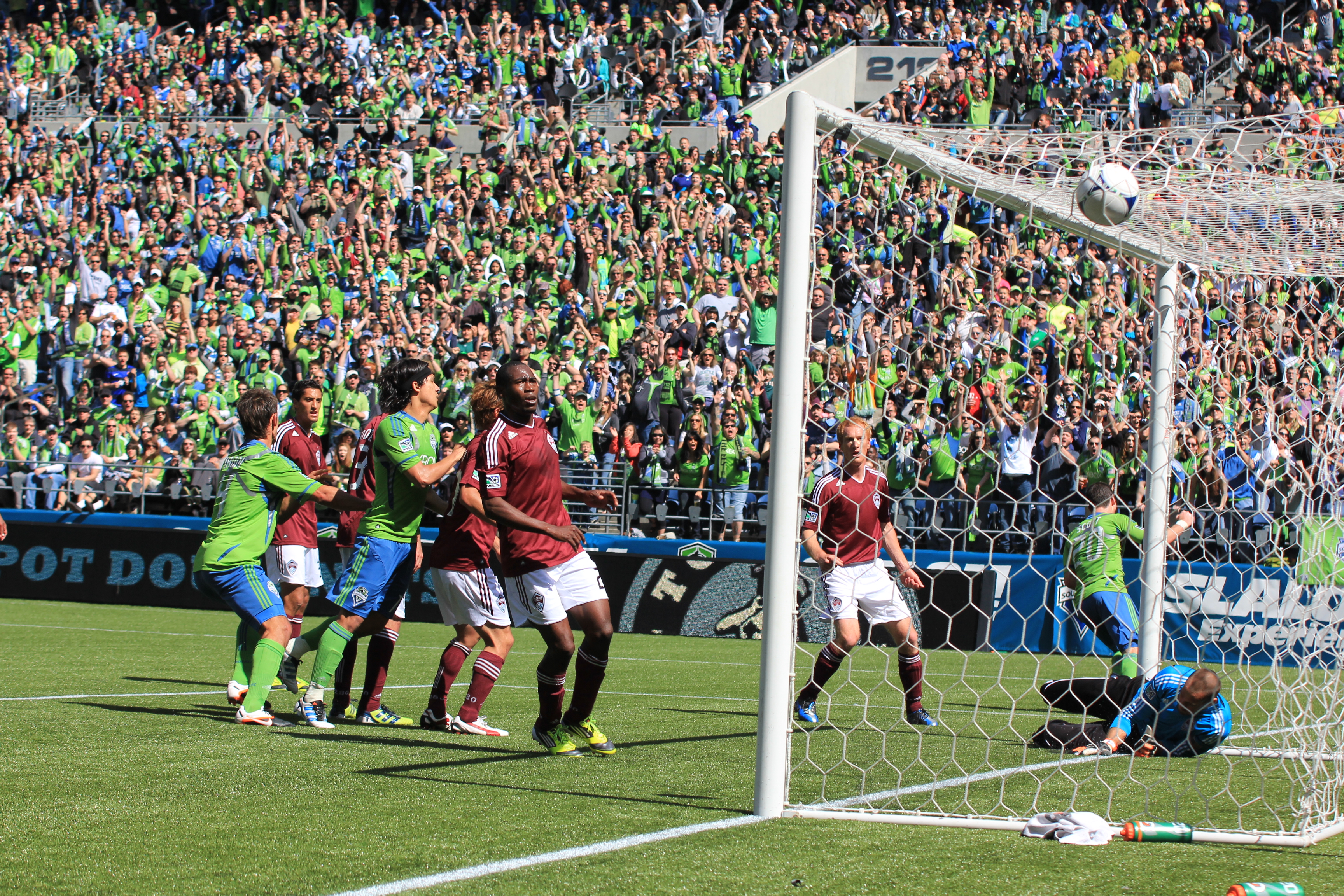Sounders regres&oacute; a la victoria