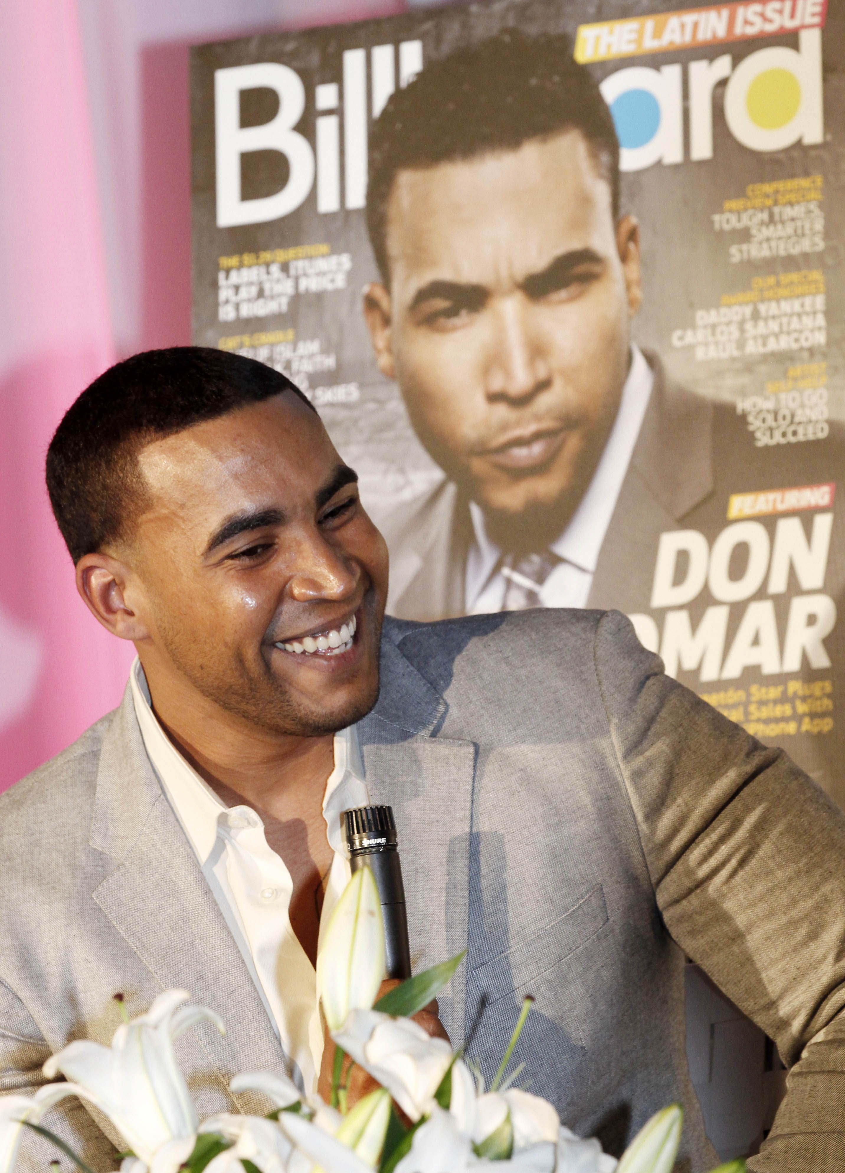 Don Omar: Los artistas tienen que comunicarse con su p&uacute;blico