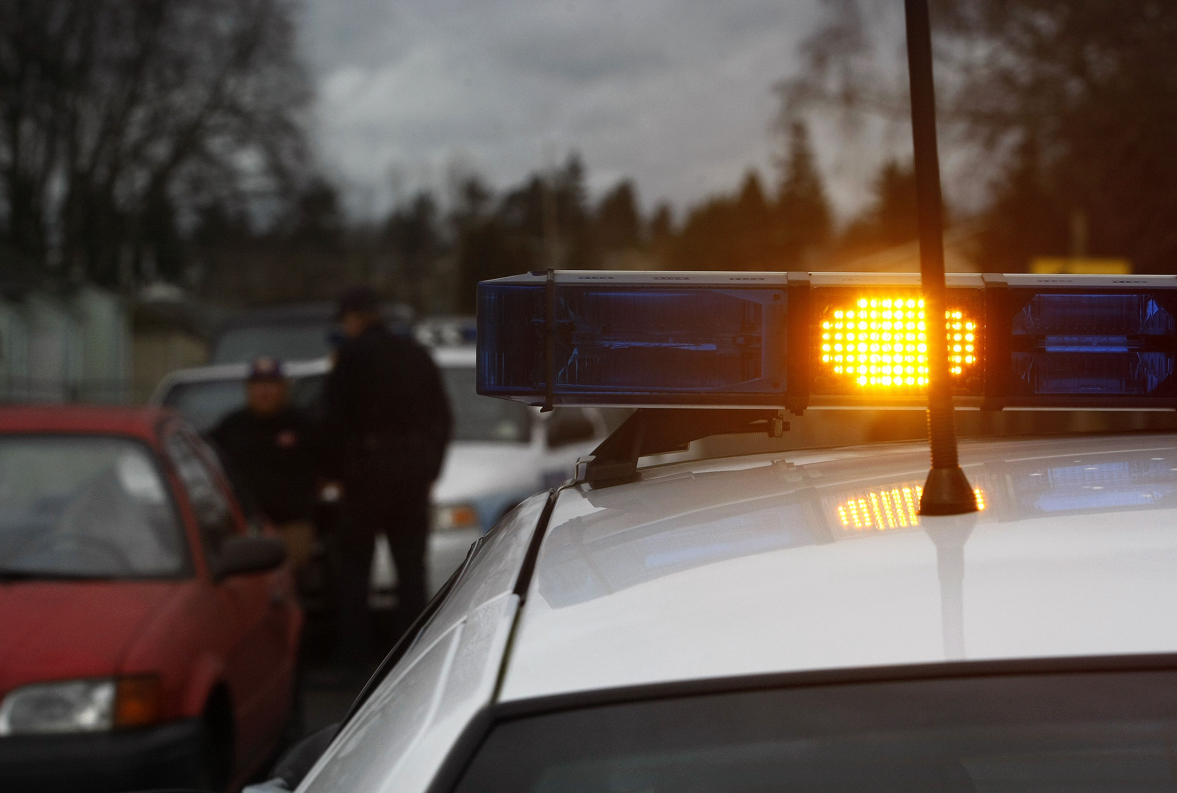 Encuentran cad&aacute;ver calcinado en carro