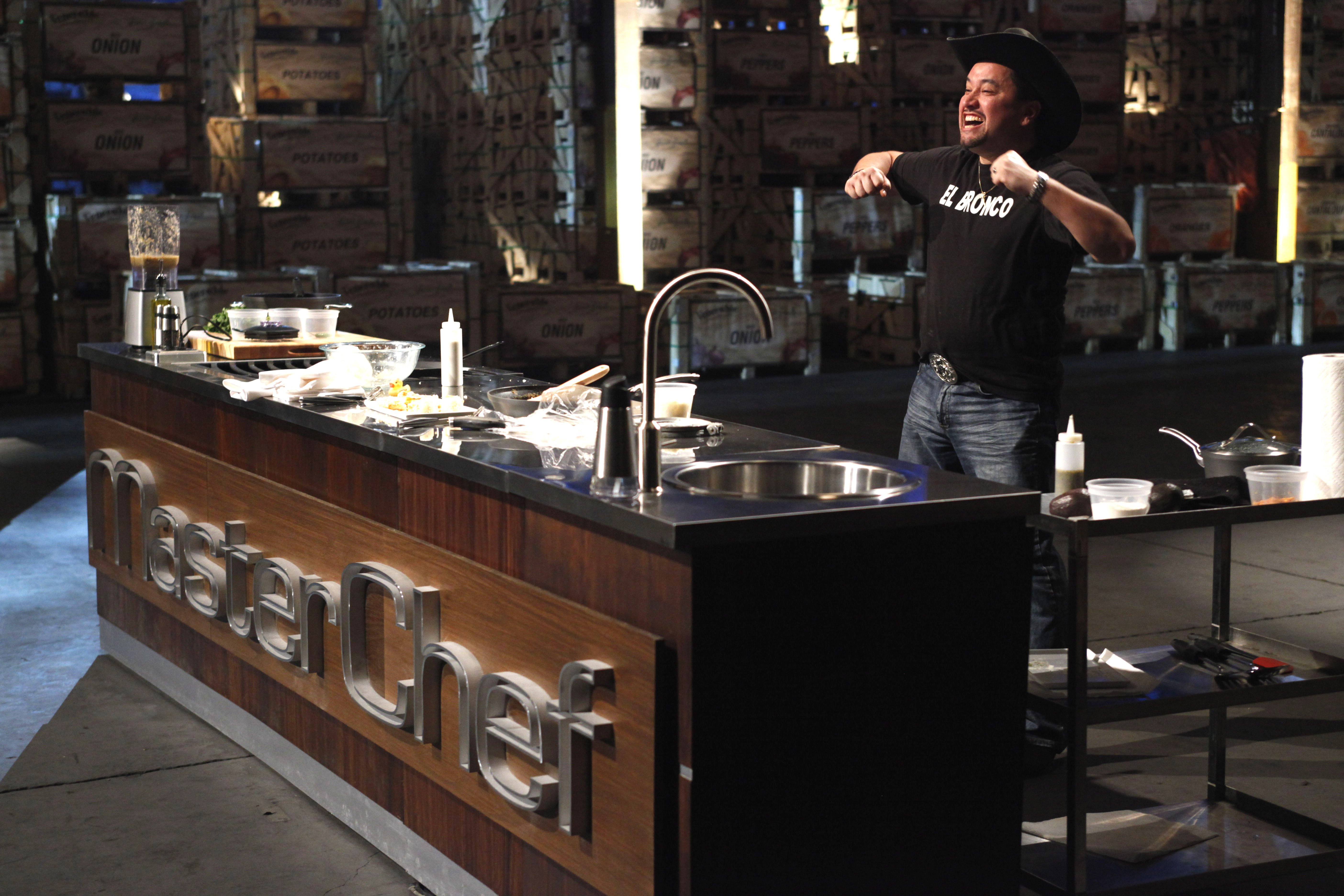 'Bronco' dej&oacute; su delantal en “Master Chef”