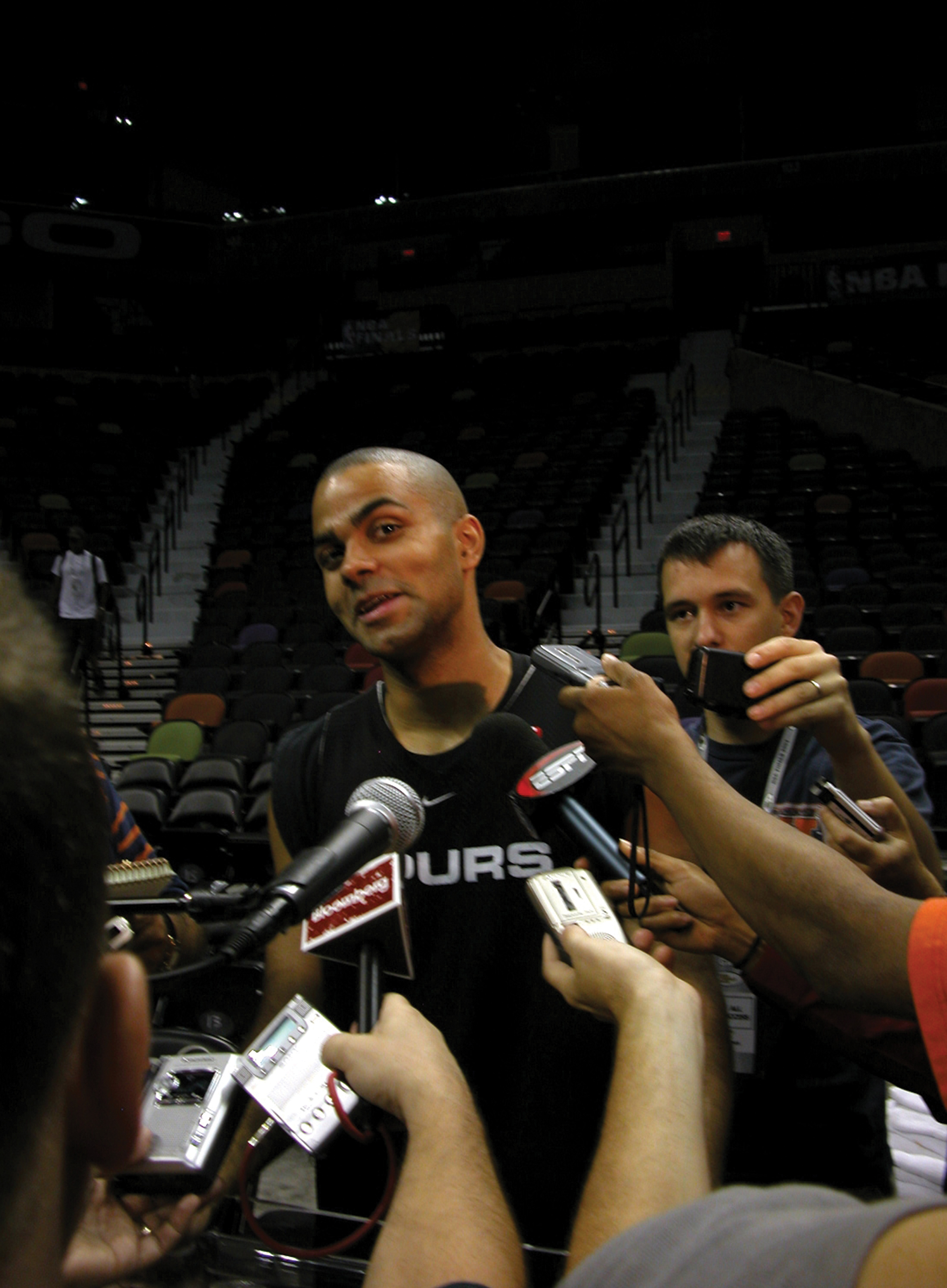 Lesiona a terceros pleito por Rihanna