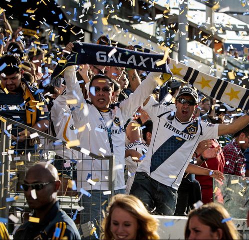 Galaxy deja racha perdedora