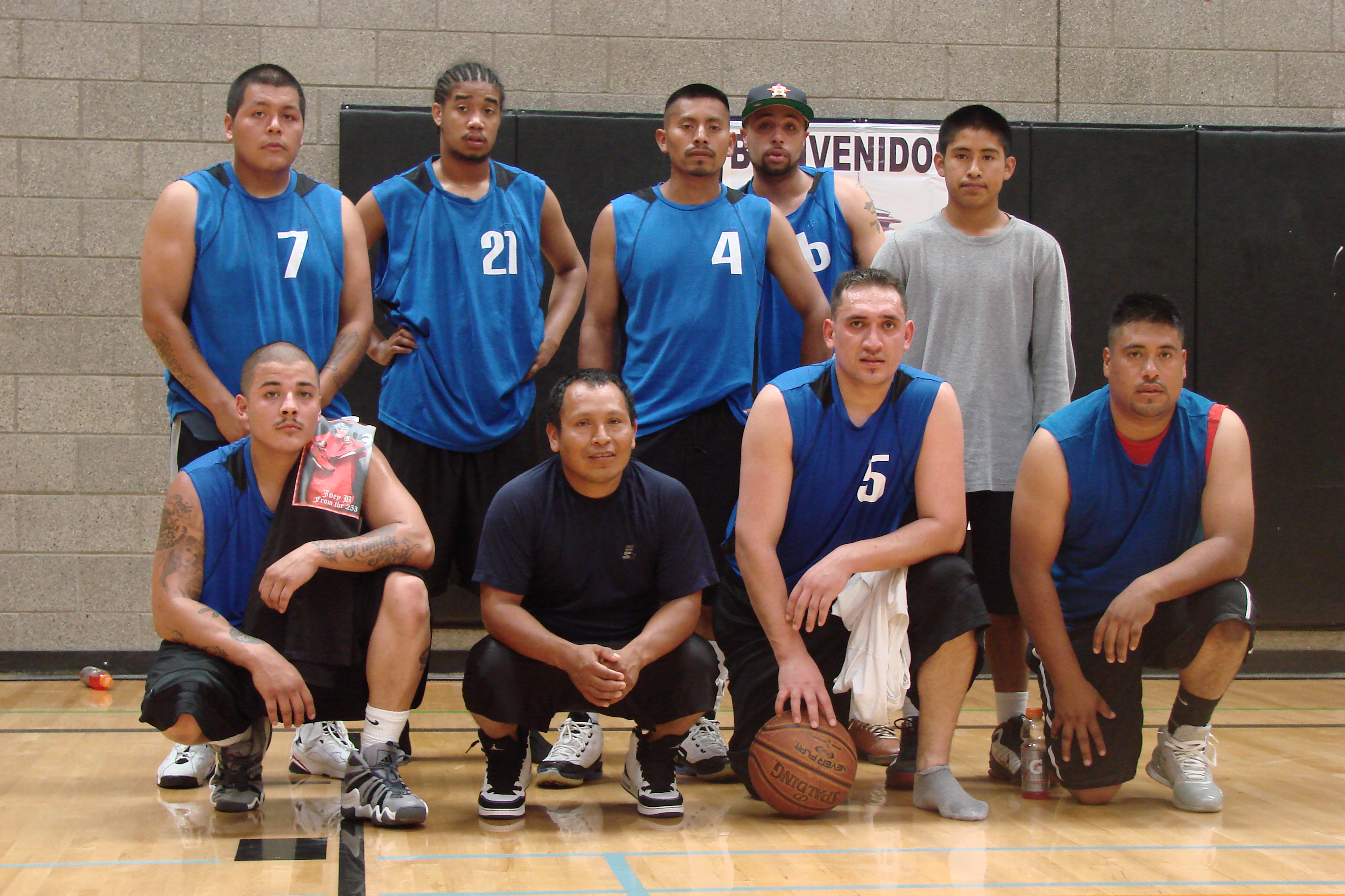 Los campeones del baloncesto Latino