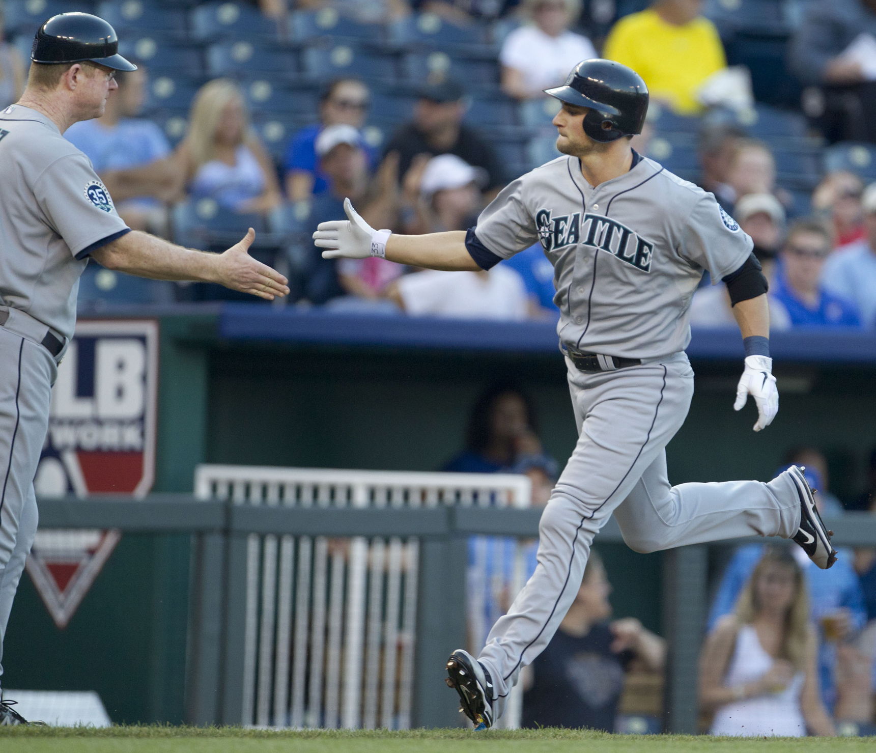 Marineros 9,  Reales 6