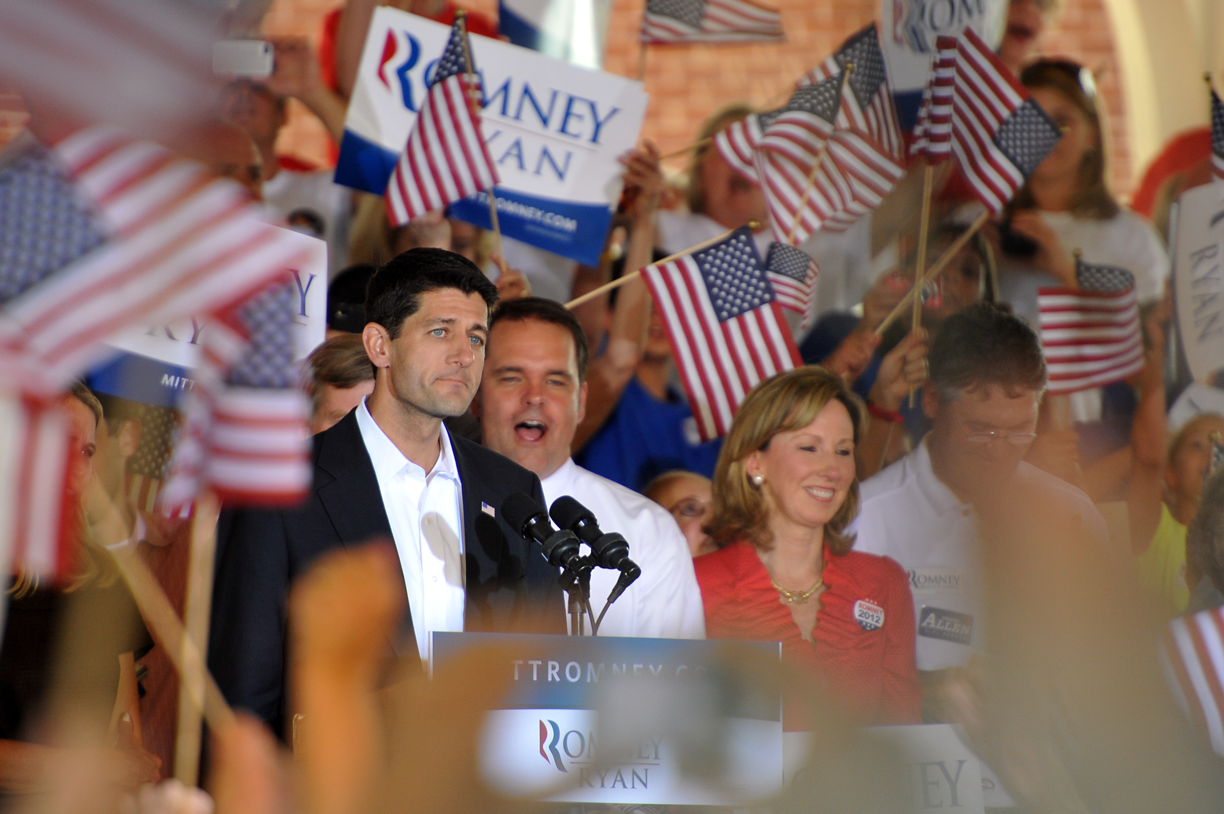 Romney eligi&oacute; a Paul Ryan como su compa&ntilde;ero de f&oacute;rmula