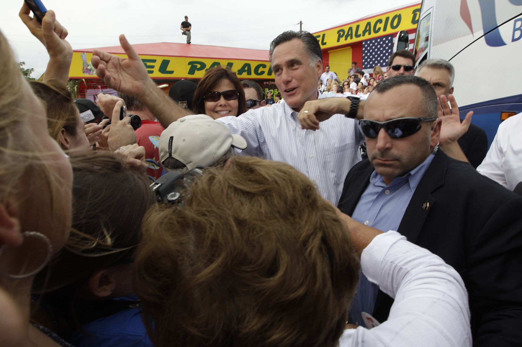 Anfitri&oacute;n de Romney fue condenado por narco