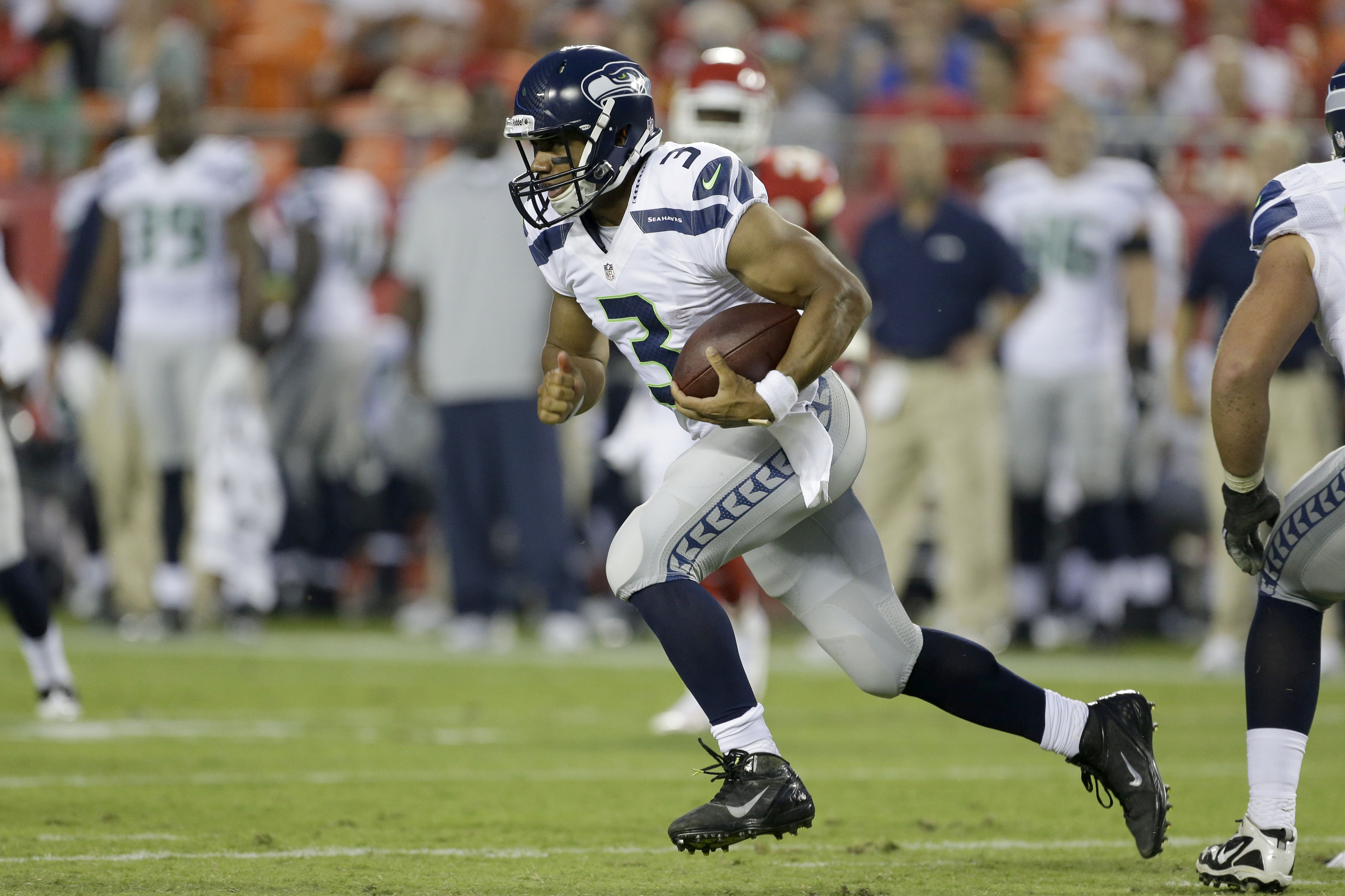 Wilson gu&iacute;a a los Seahawks en paliza a los Chiefs