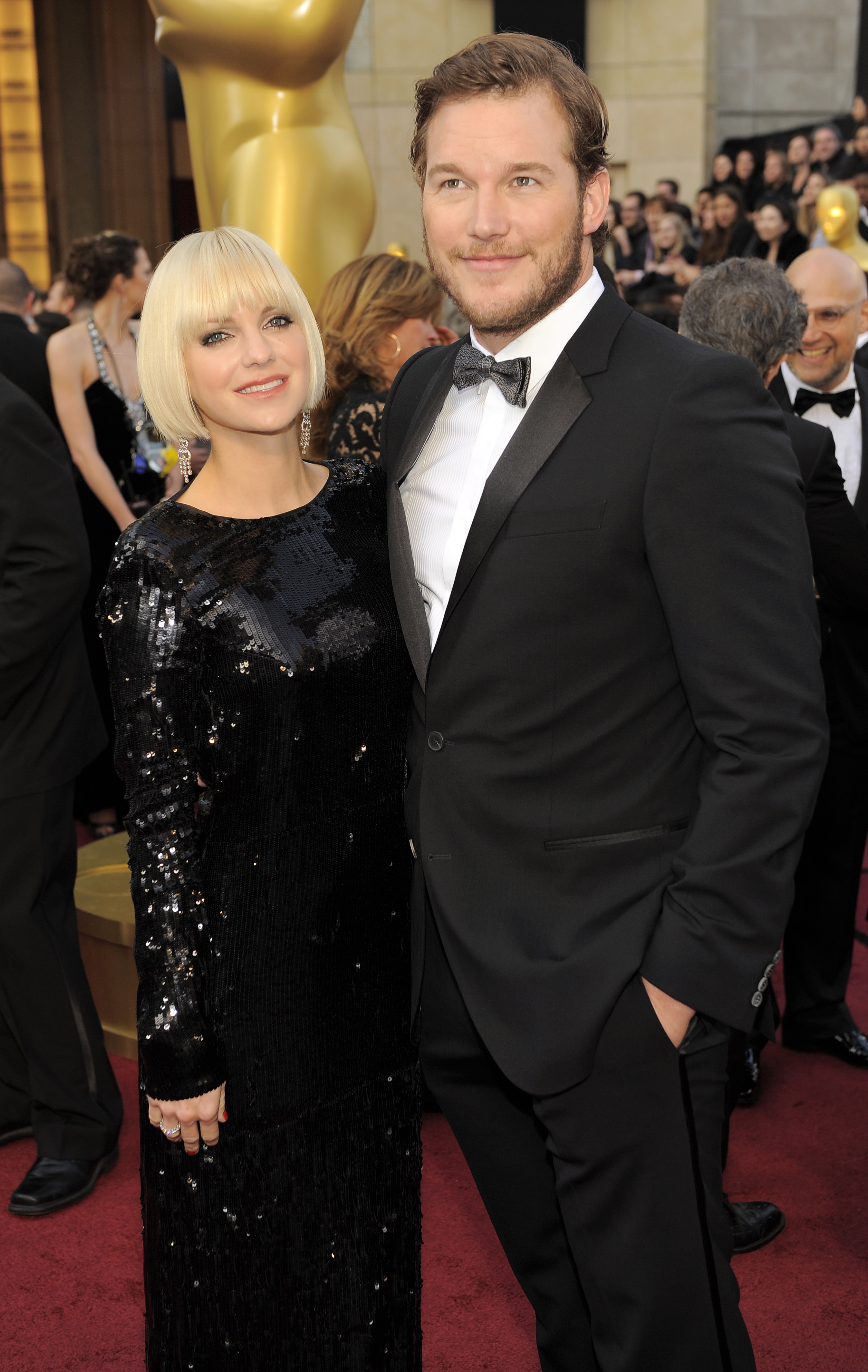 Anna Faris tiene beb&eacute; antes de lo esperado