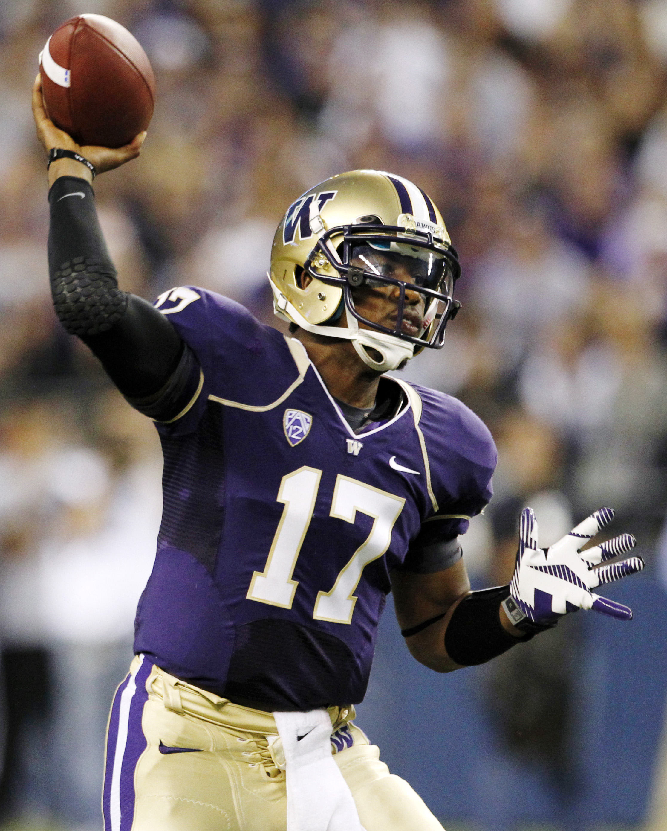 Huskies y Seahawks comienzan temporada