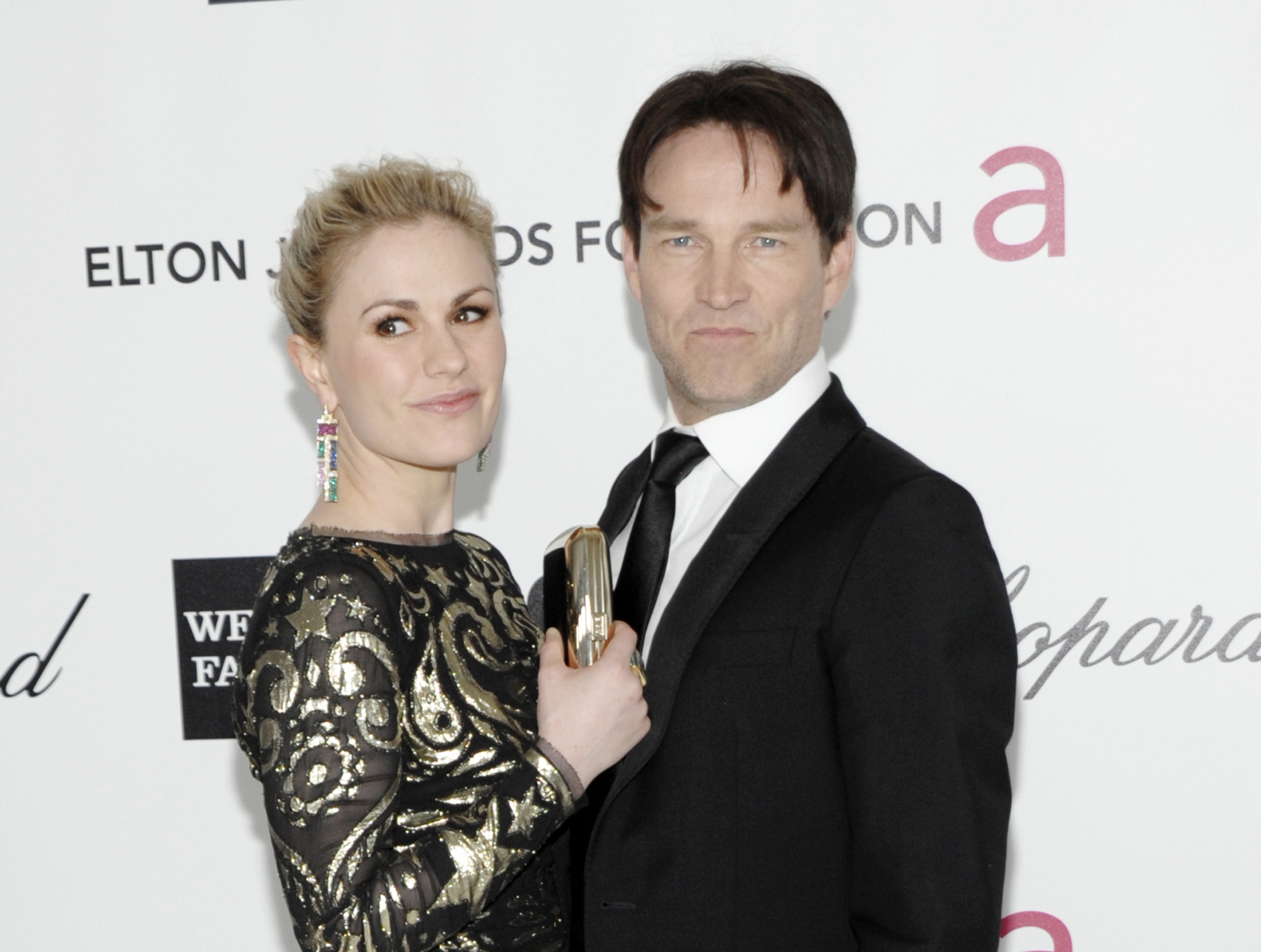 Anna Paquin y Stephen Moyer son los orgullosos padres de unos mellizos.