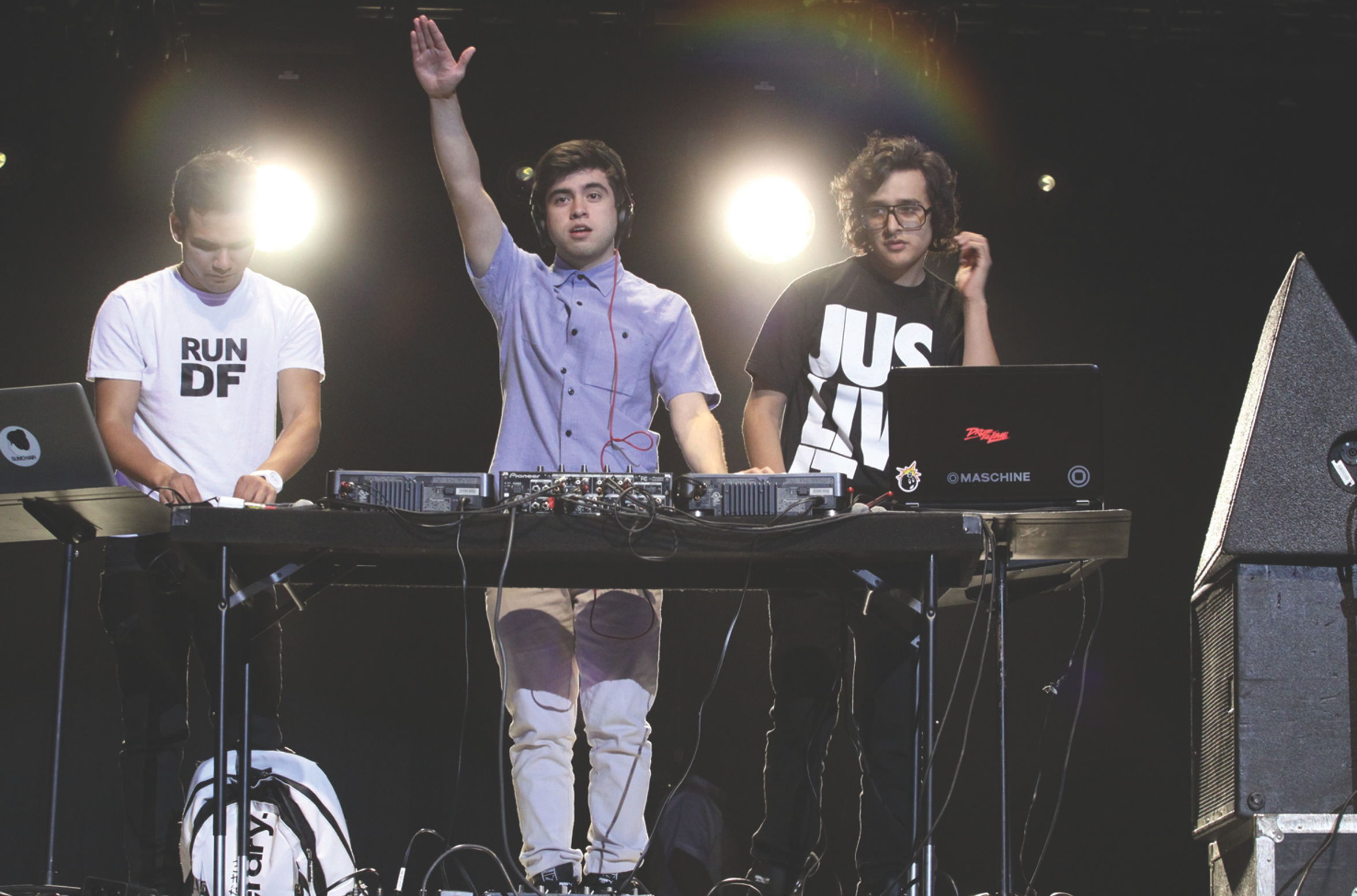 3BallMTY van arrasando en Billboard