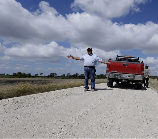 Mucha gente sali&oacute; perdiendo con el muro fronterizo