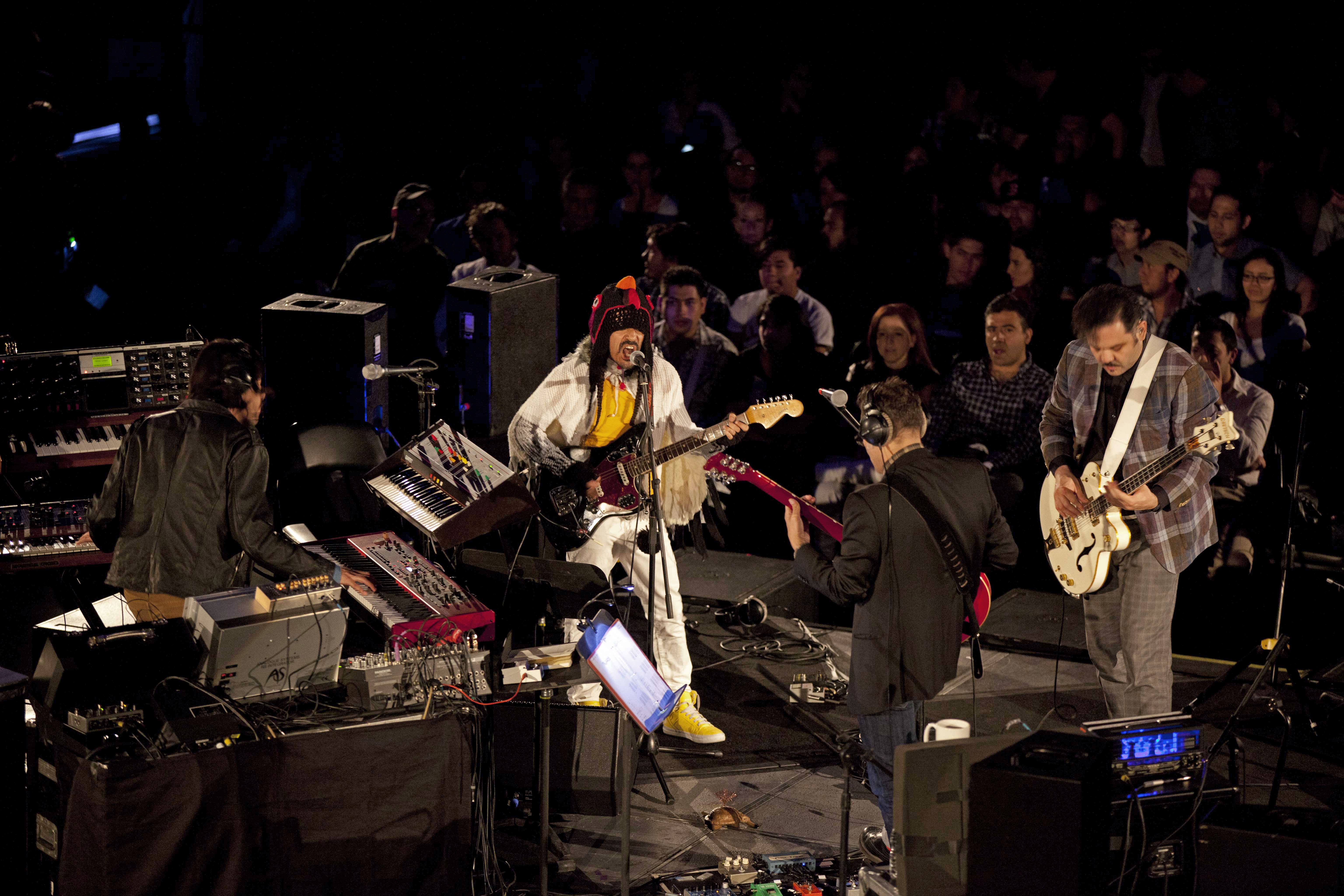 Caf&eacute; Tacvba renace en su nuevo disco