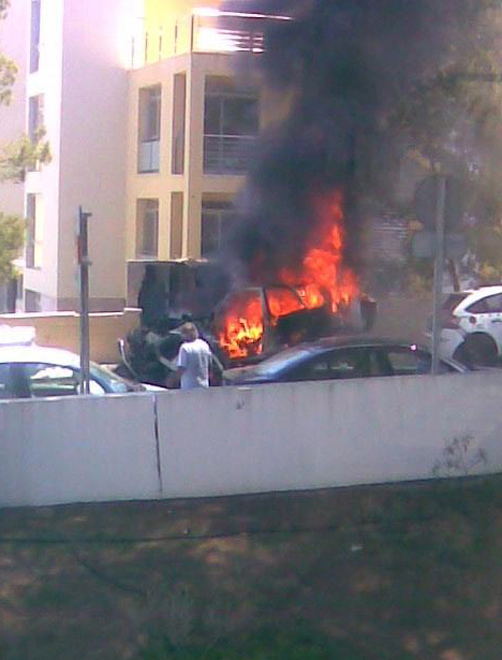 Explosi&oacute;n en autopista 5
