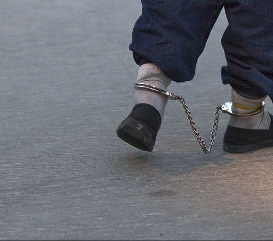 Denuncian abuso contra inmigrantes detenidos