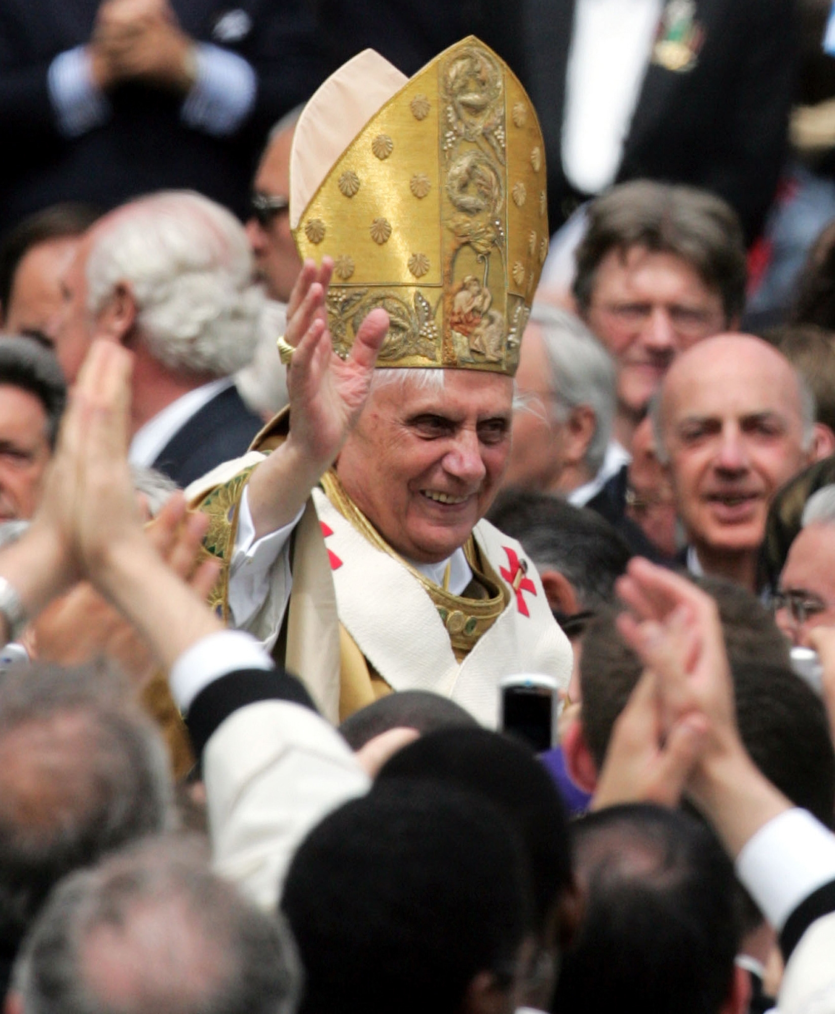 Tristeza en Latinoamérica por renuncia del Papa