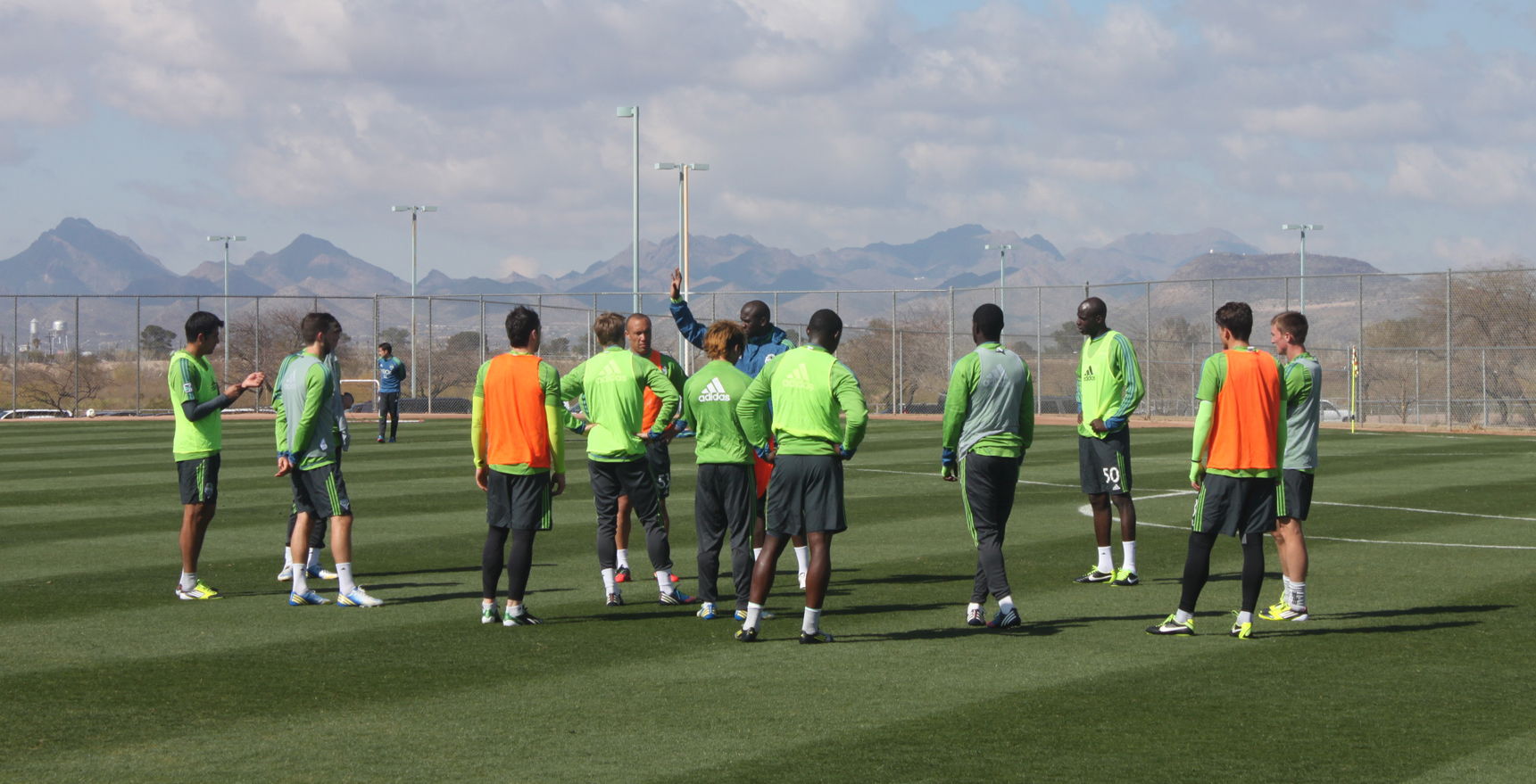 Sounders gana juego amistoso