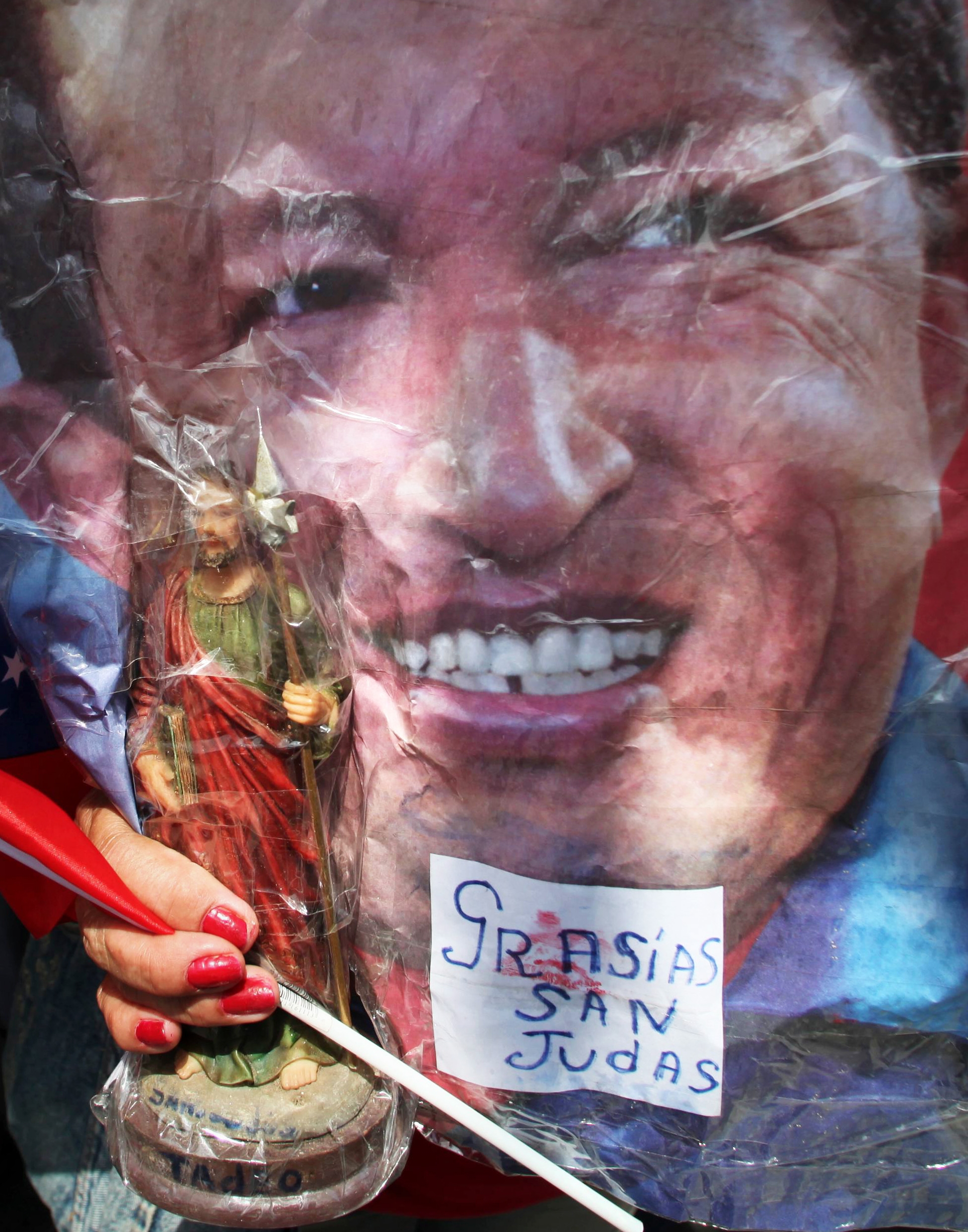 Ch&aacute;vez regres&oacute; a Venezuela