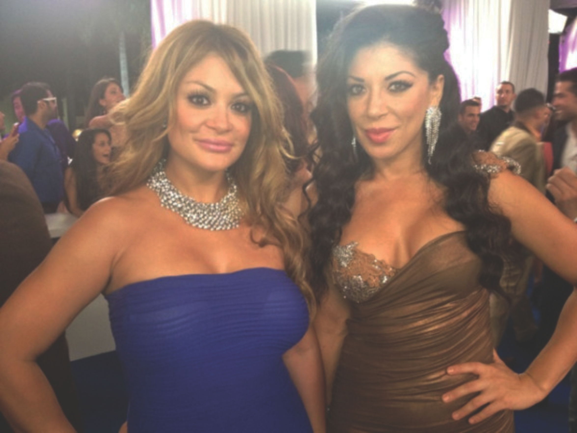 Un a&ntilde;o de servicio comunitario para Hor&oacute;scopos