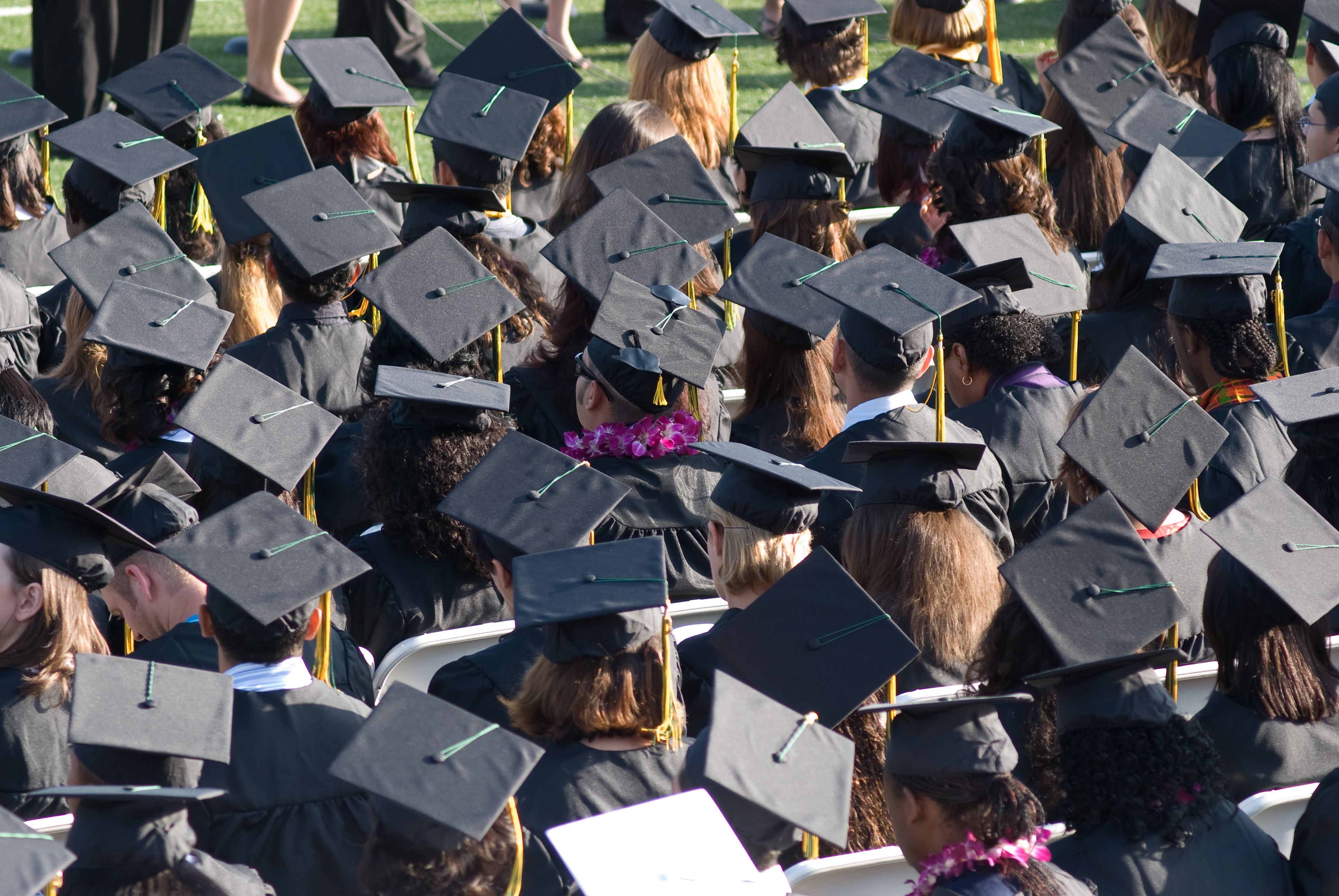 Abandonar los estudios cuesta millones