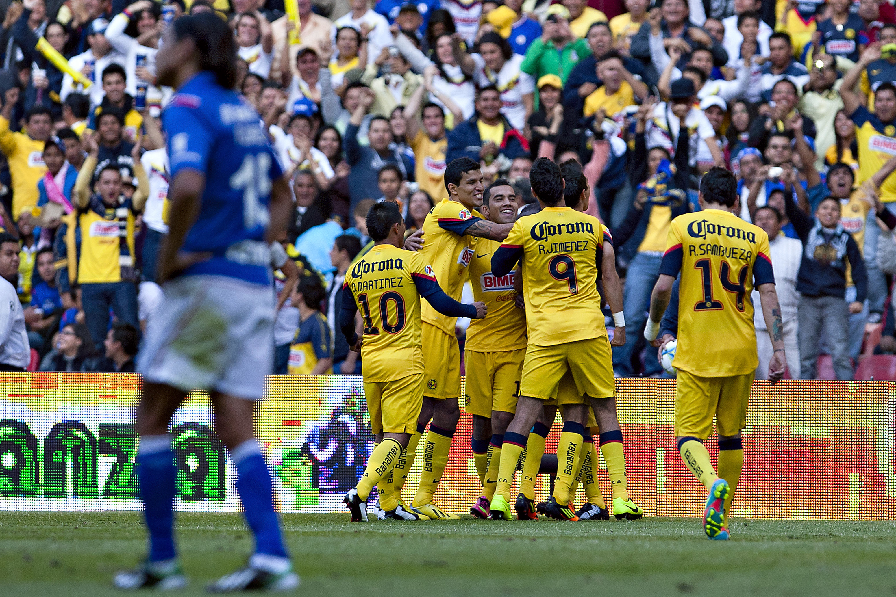 Goleada en el "Cl&aacute;sico joven"