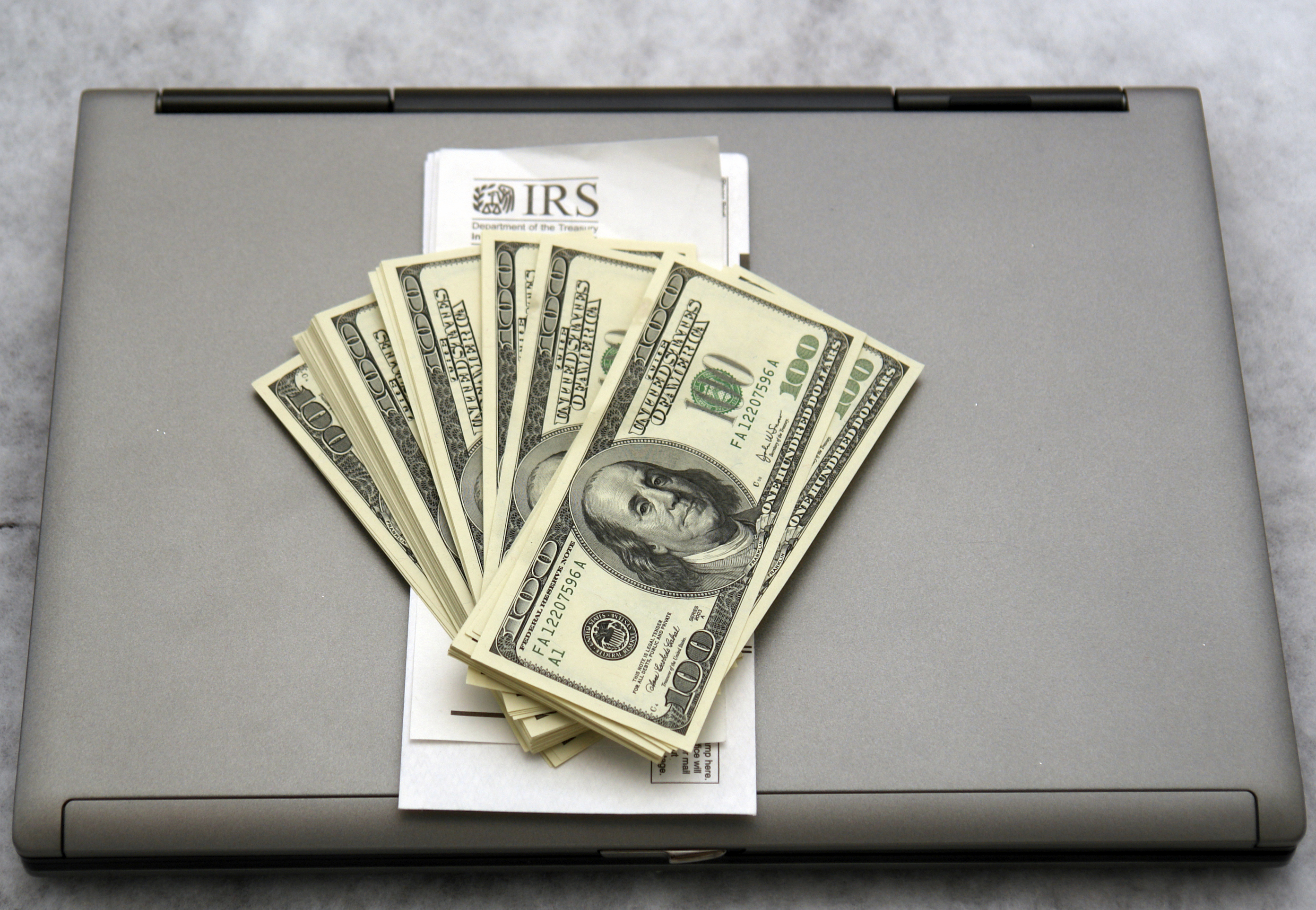 ¿Le debes dinero al IRS?